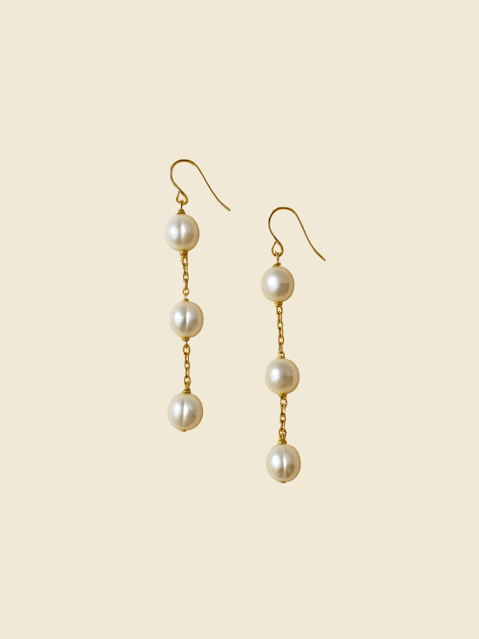Moonbeam Pearl Earrings