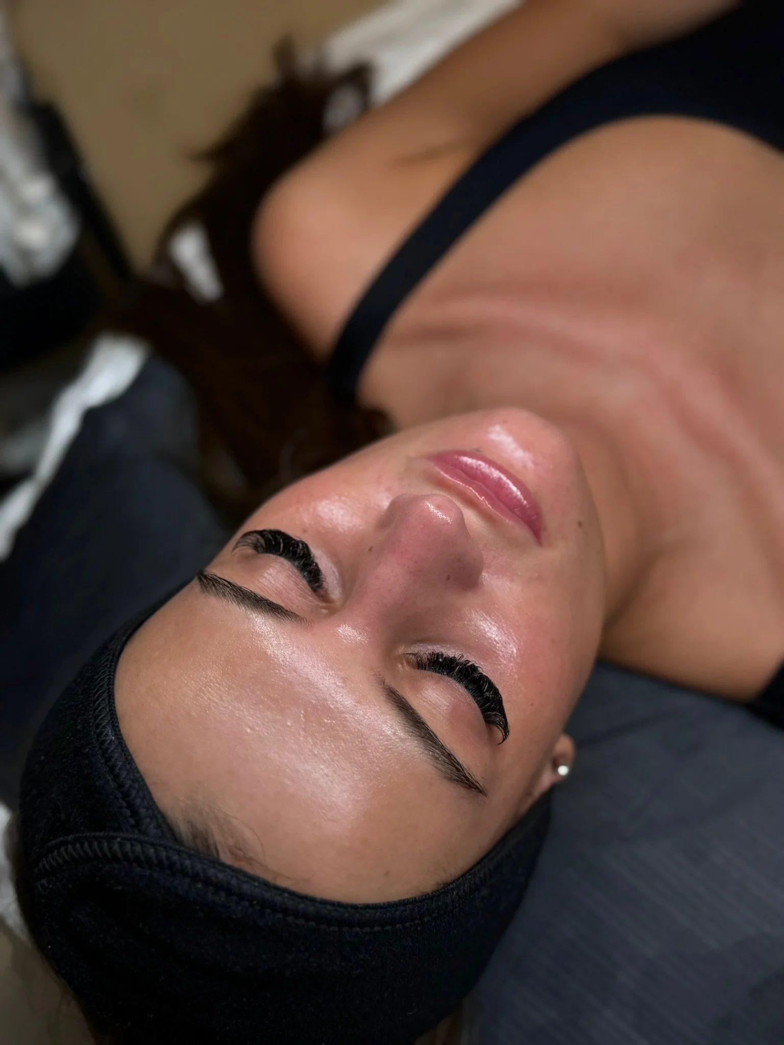 Client results after eyelash extensions, Sevenoaks salon.