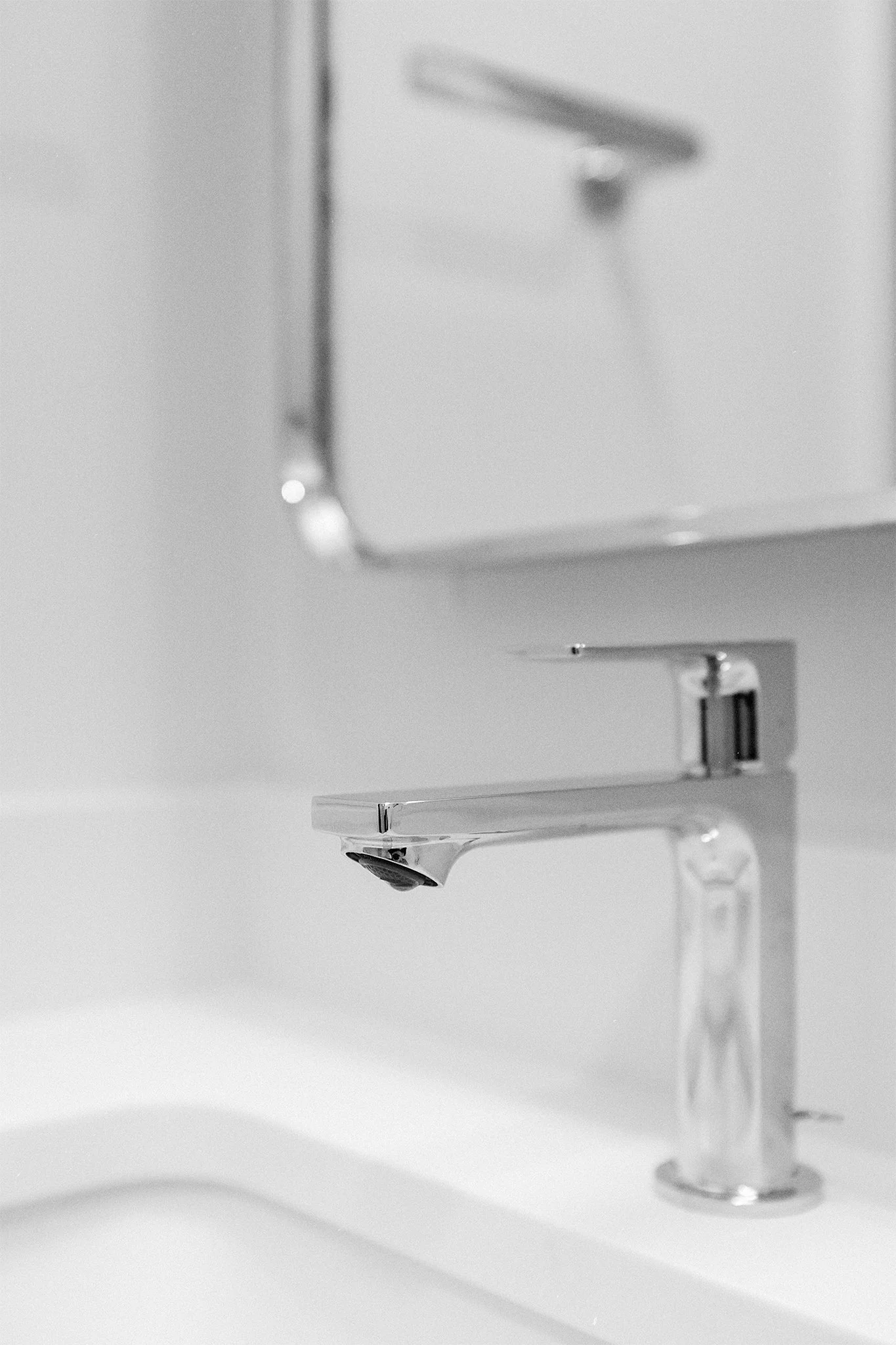 blue bathroom photo 6.jpg