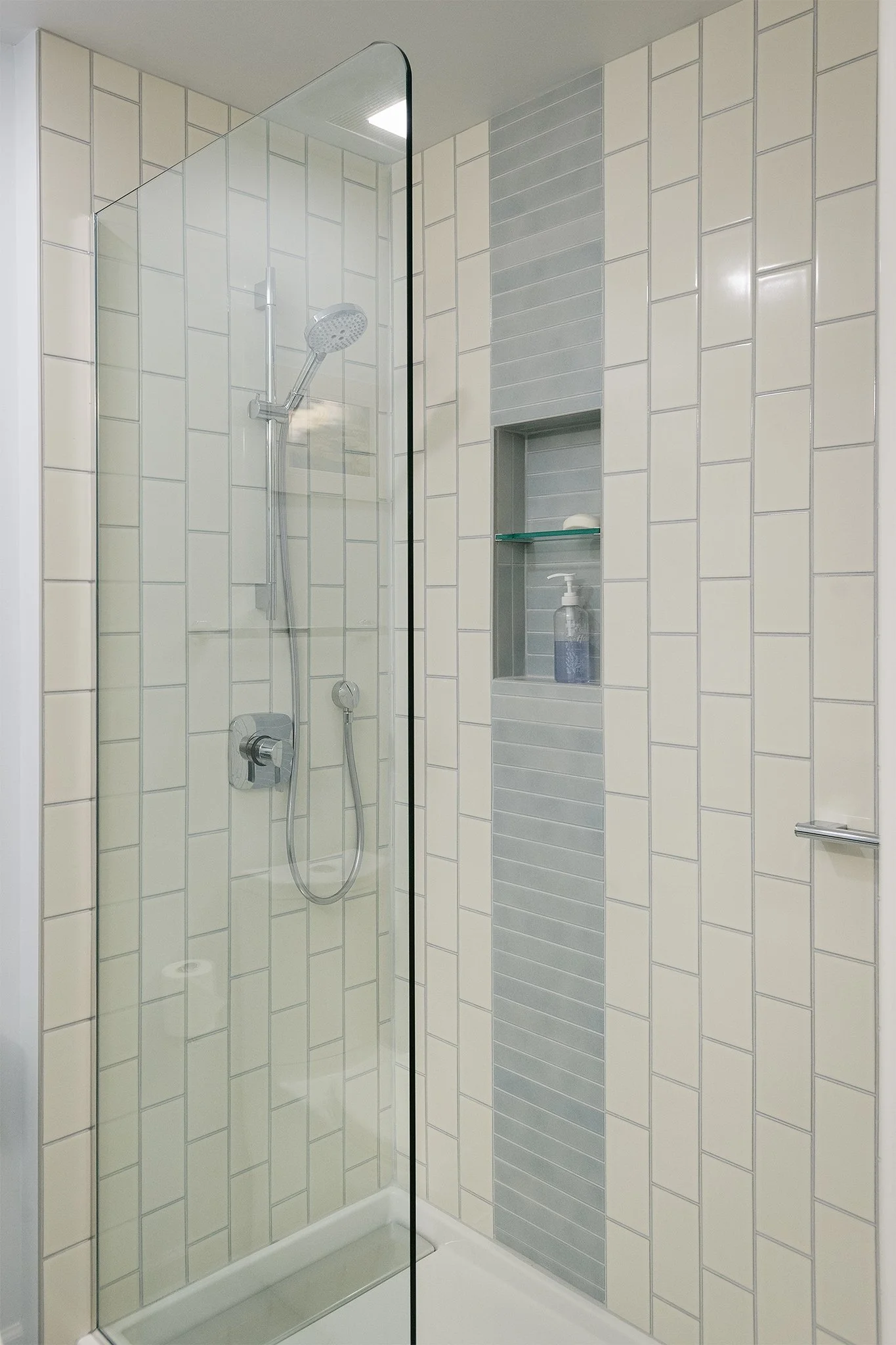 Blue bathroom photo 1.jpg