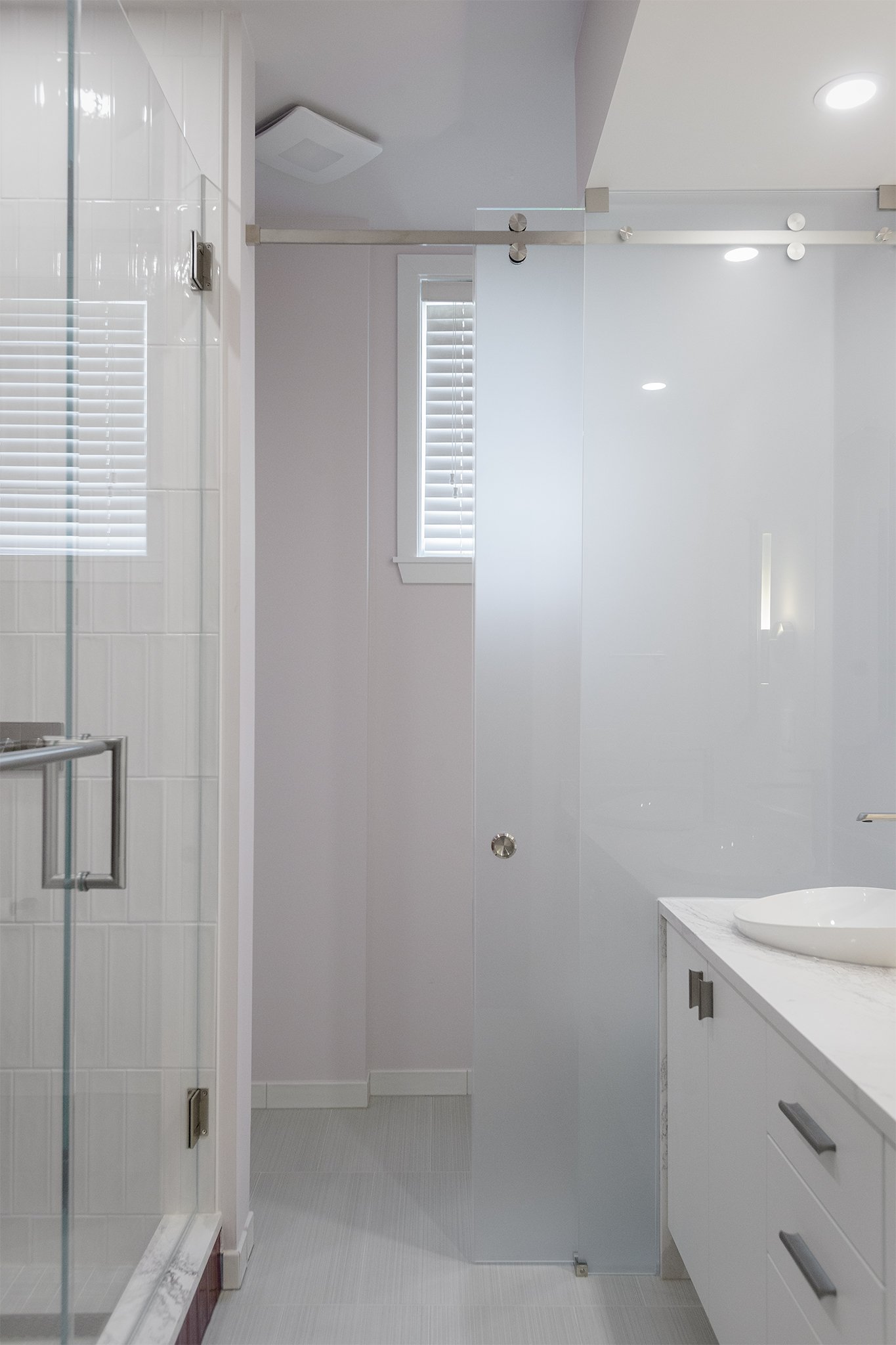 one TH 3 baths photo 7.jpg