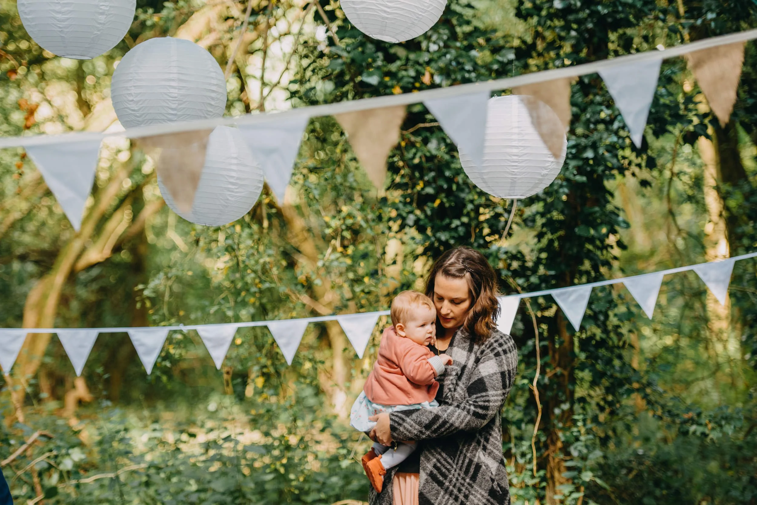 alex-dilys-woodland-wedding-scraptoft-hill-farm-leicestershire16.jpg