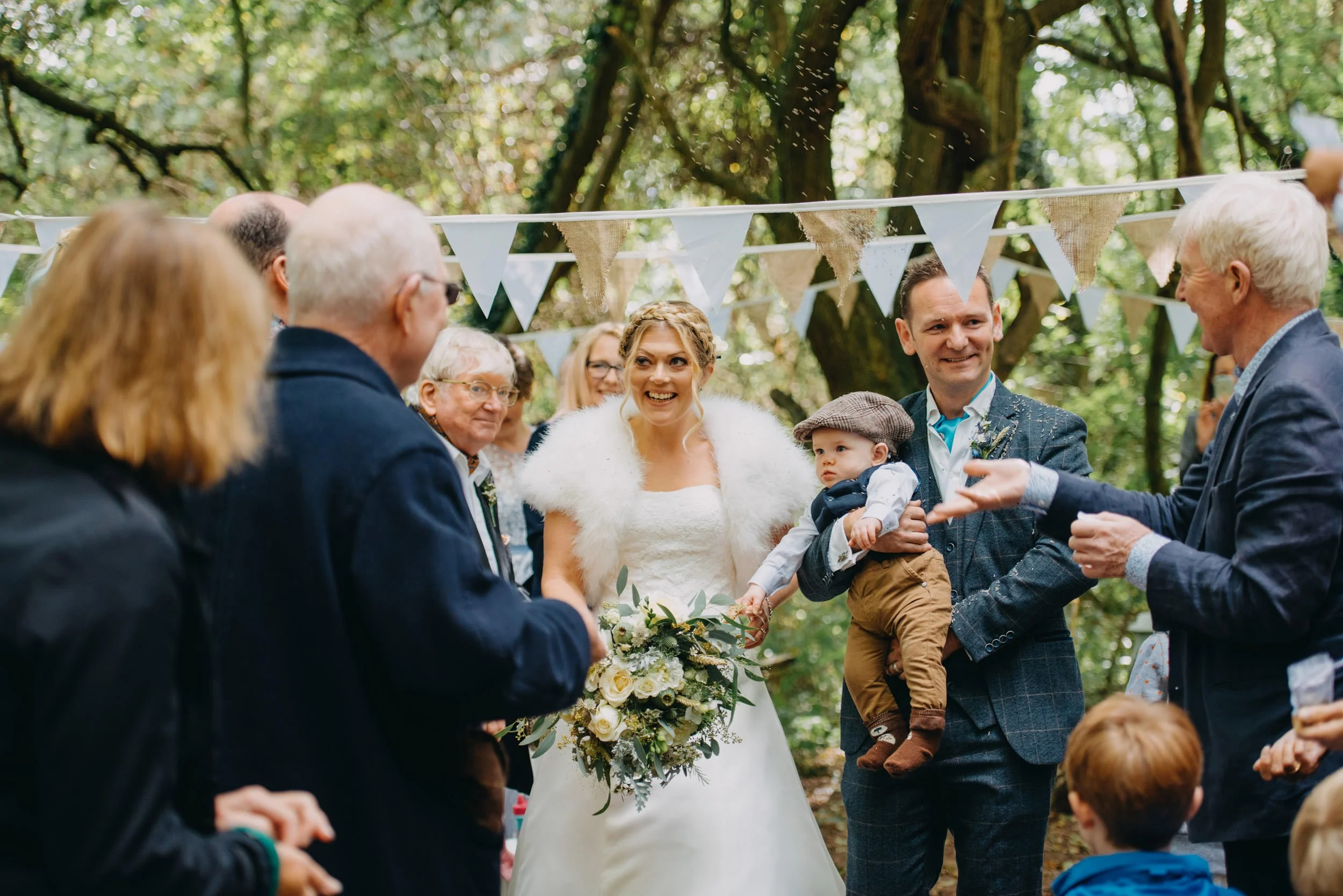 alex-dilys-woodland-wedding-scraptoft-hill-farm-leicestershire34.jpg