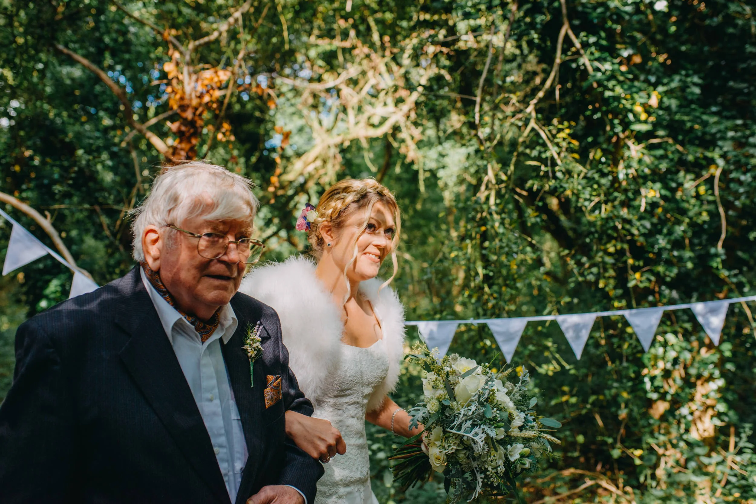 alex-dilys-woodland-wedding-scraptoft-hill-farm-leicestershire19.jpg