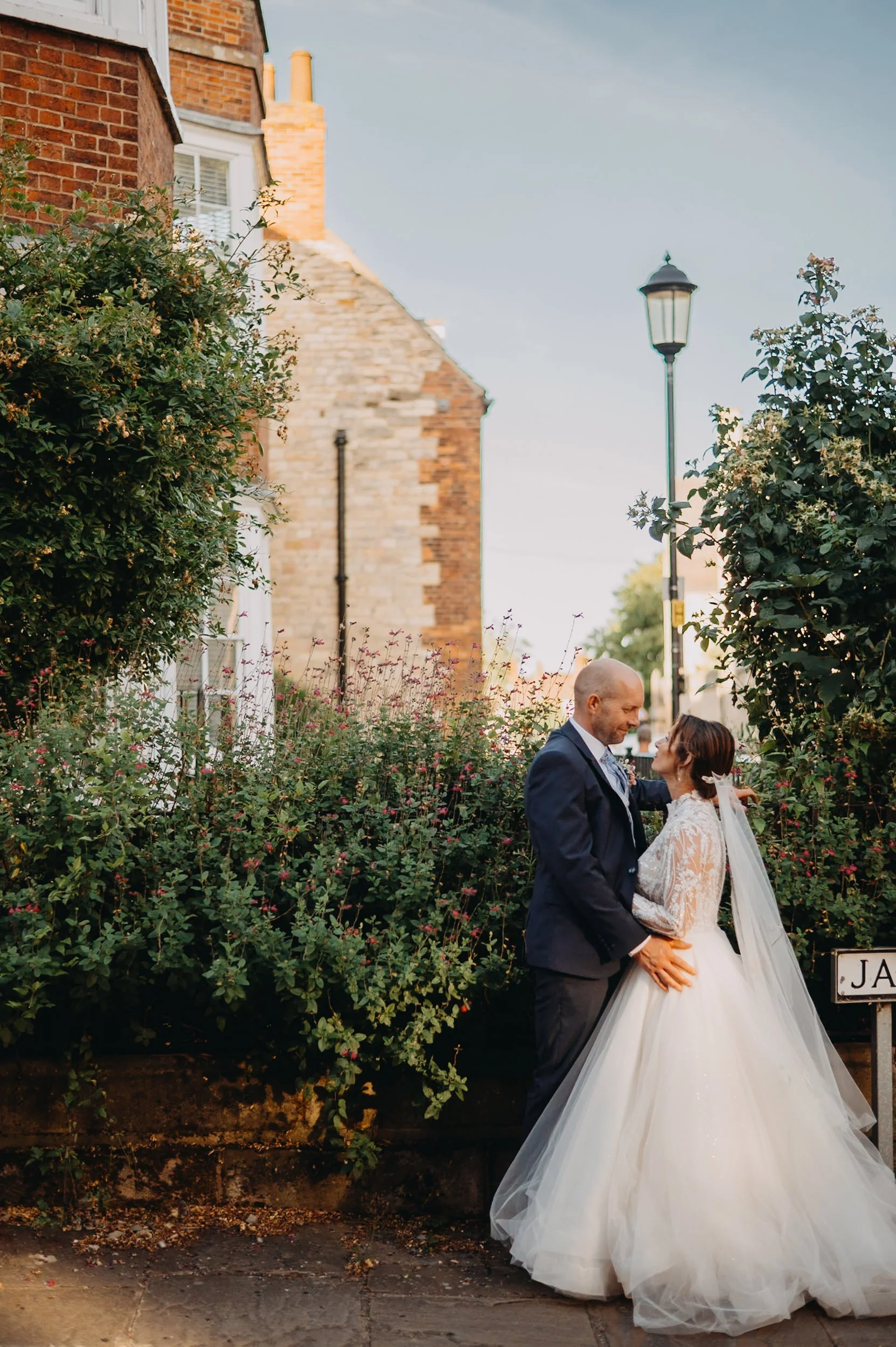 simone-mark-city-bailgate-wedding-lincoln31.jpg