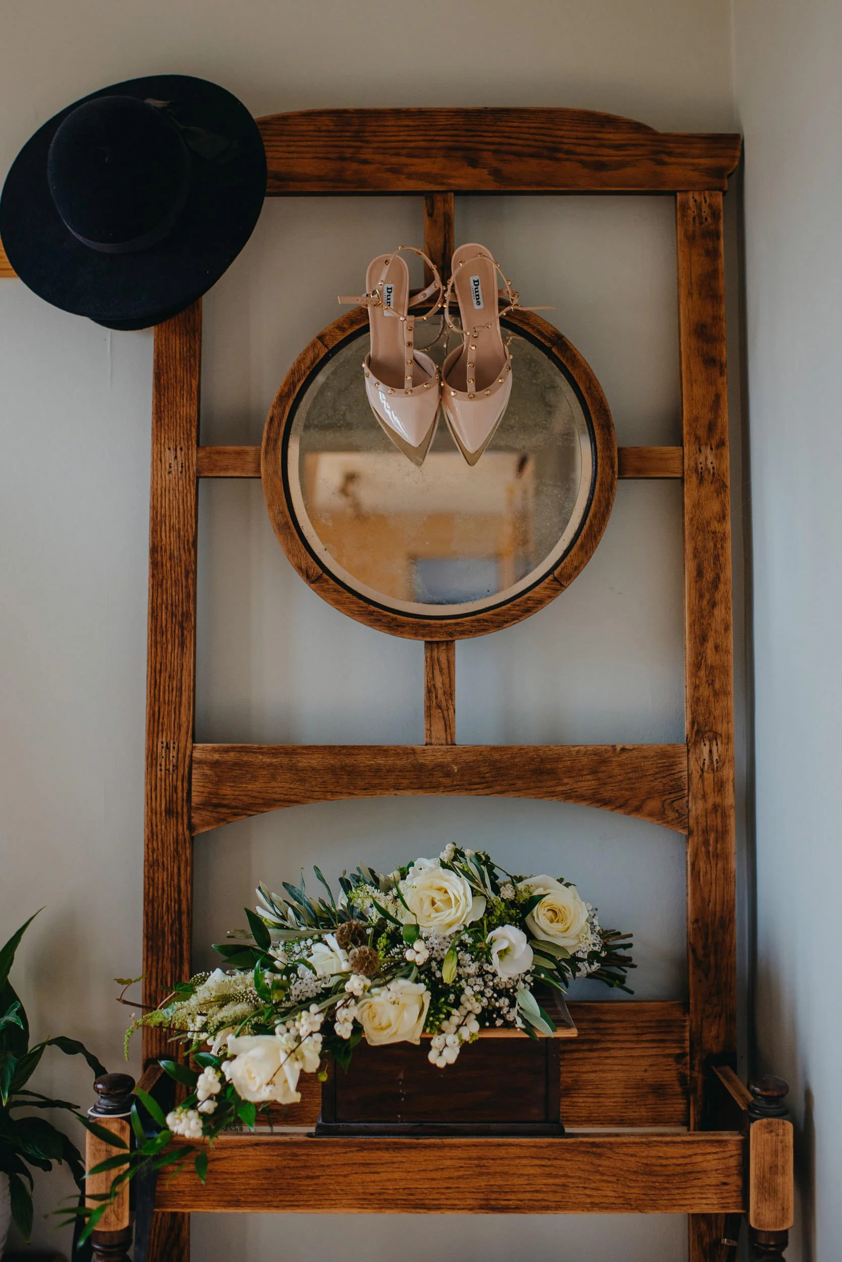 ria-jason-wedding-dodmoor-house-east-midlands-photographer05.jpg
