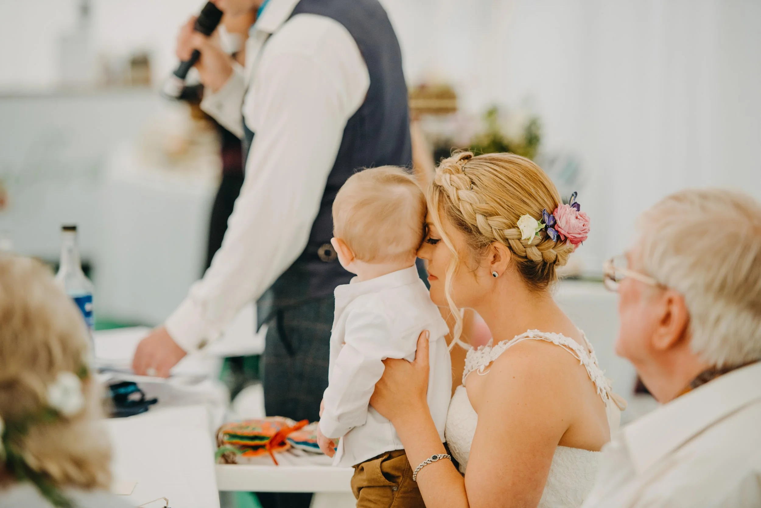 alex-dilys-woodland-wedding-scraptoft-hill-farm-leicestershire62.jpg