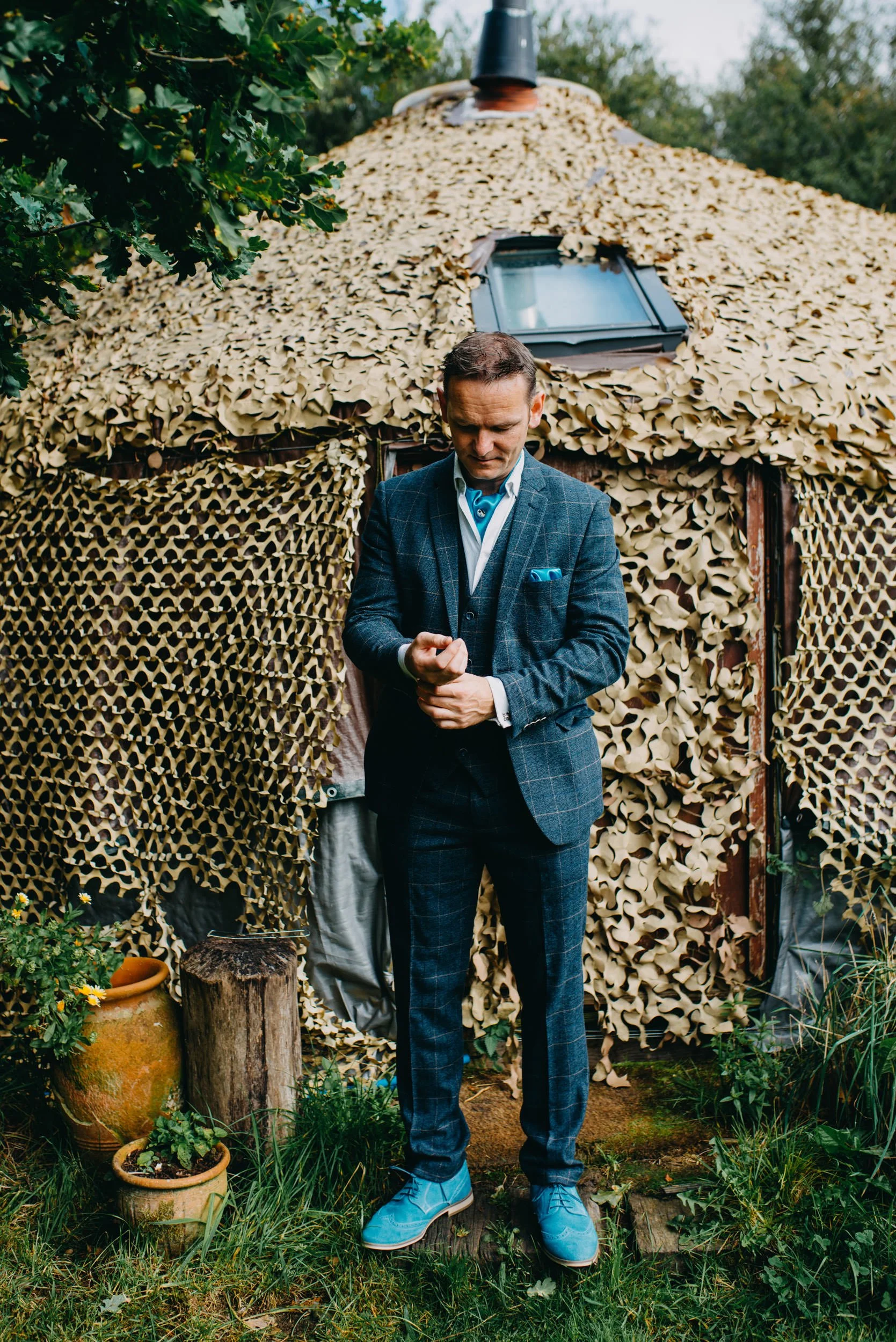 alex-dilys-woodland-wedding-scraptoft-hill-farm-leicestershire09.jpg