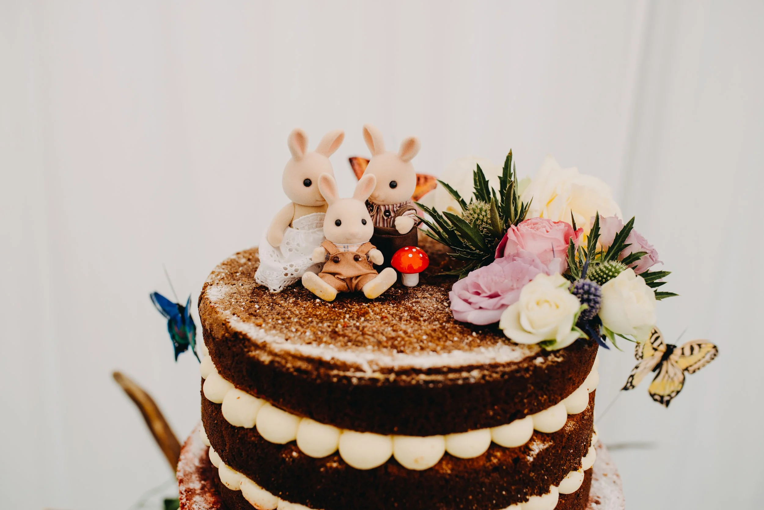 alex-dilys-woodland-wedding-scraptoft-hill-farm-leicestershire39.jpg