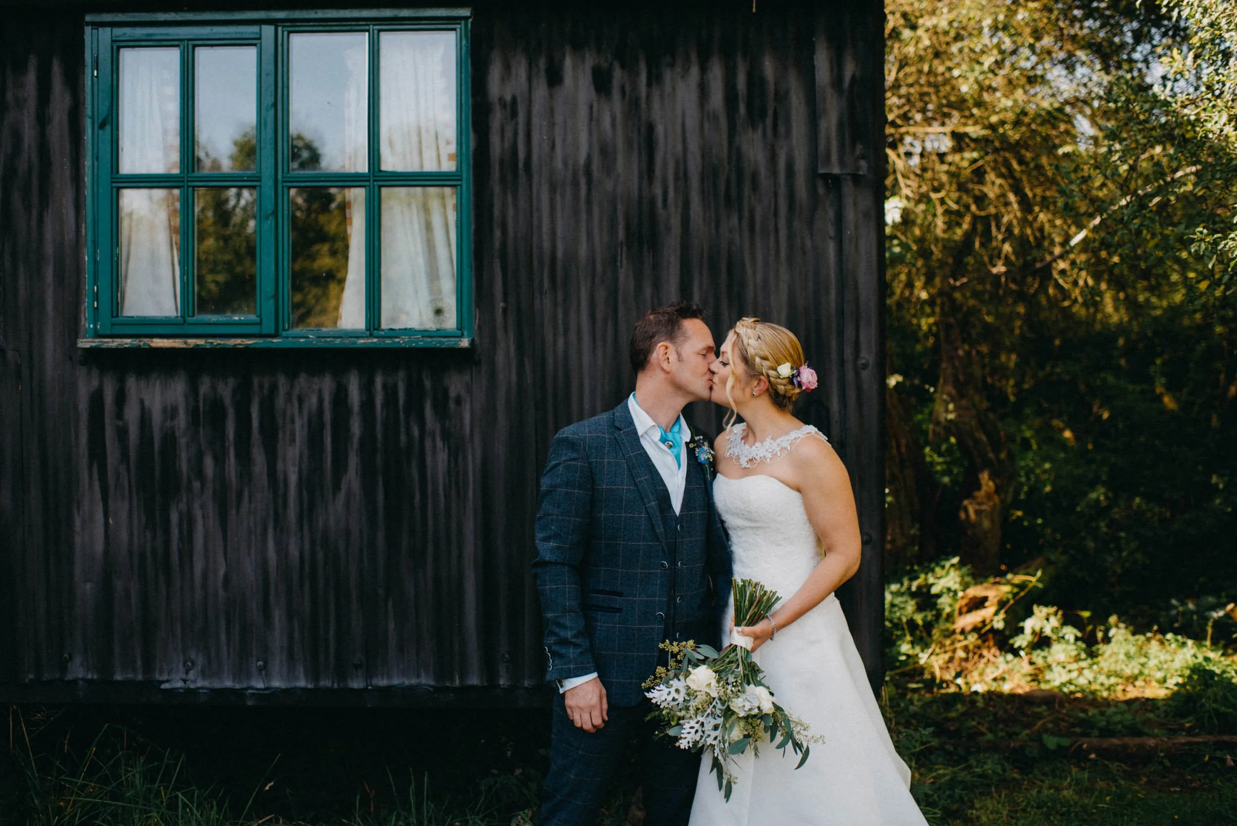 alex-dilys-woodland-wedding-scraptoft-hill-farm-leicestershire42.jpg
