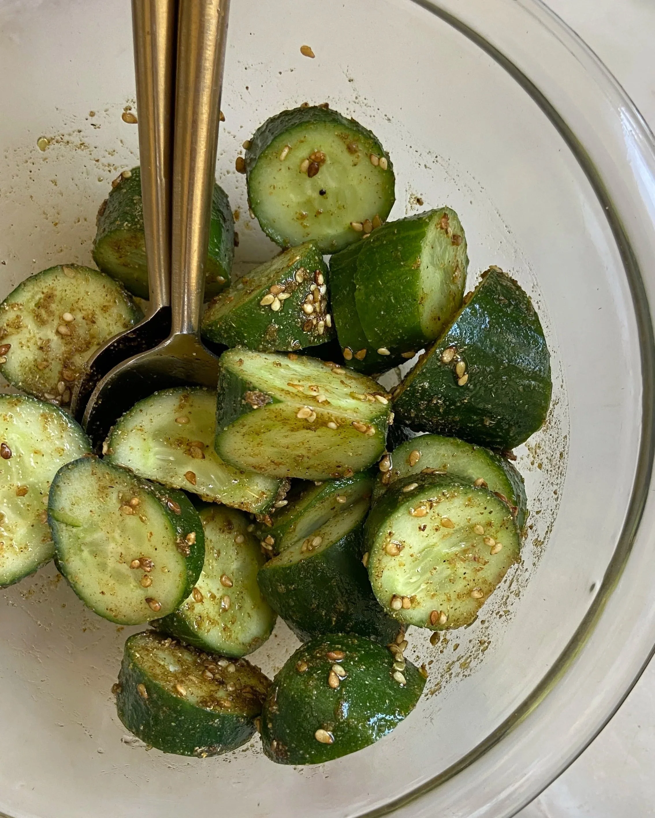 za’atar cucumbers