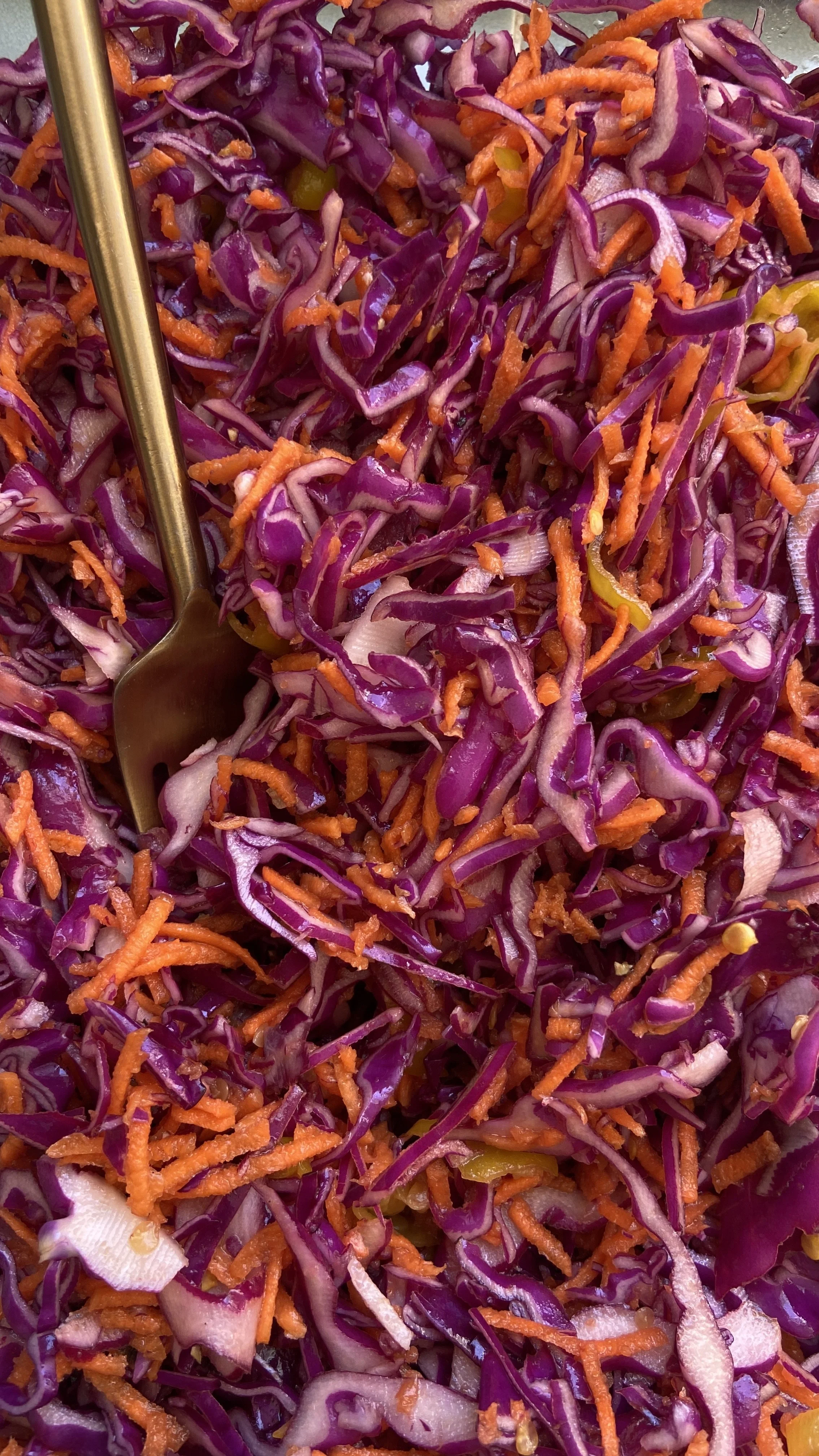 easy coleslaw (mayo free)