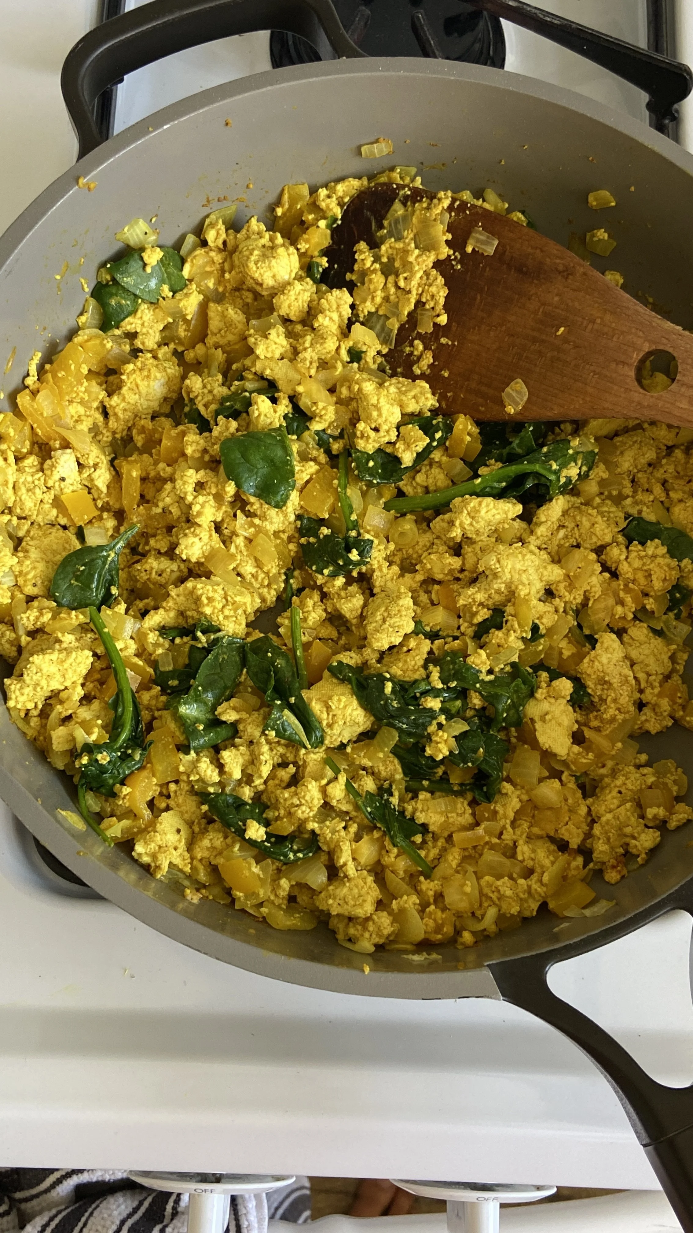 easy tofu scramble