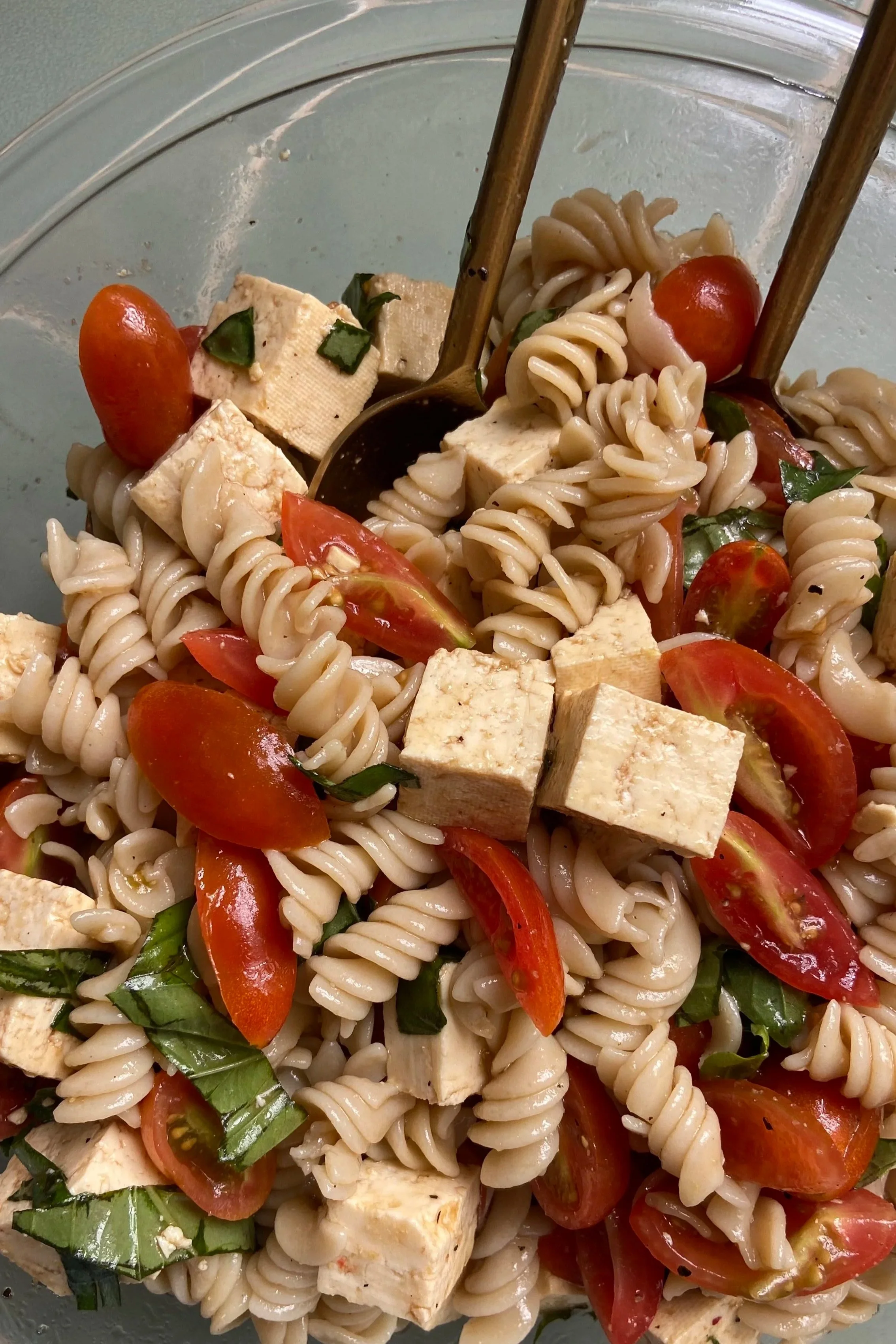 tomato tofurella pasta salad