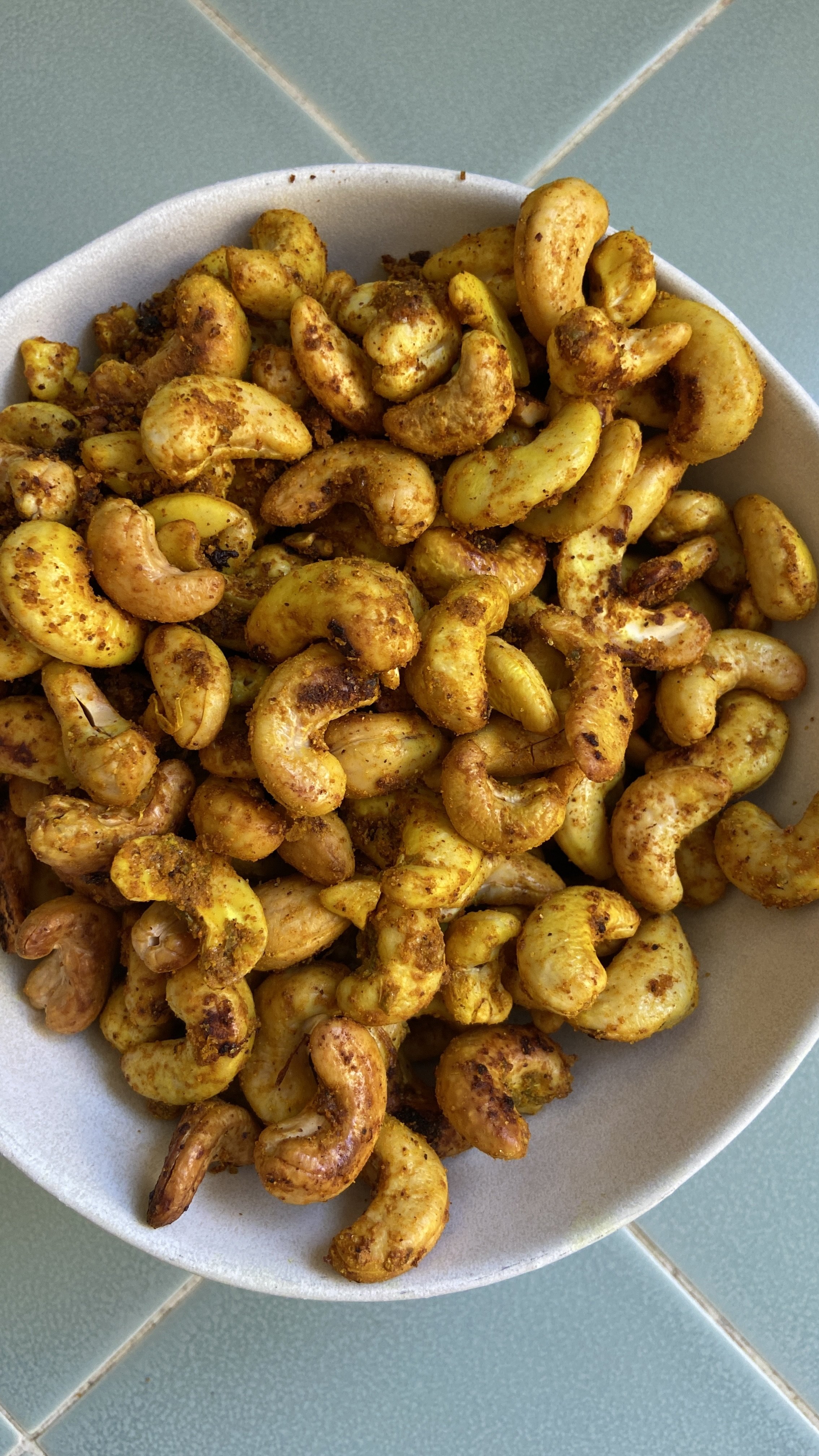 curry lime cashews