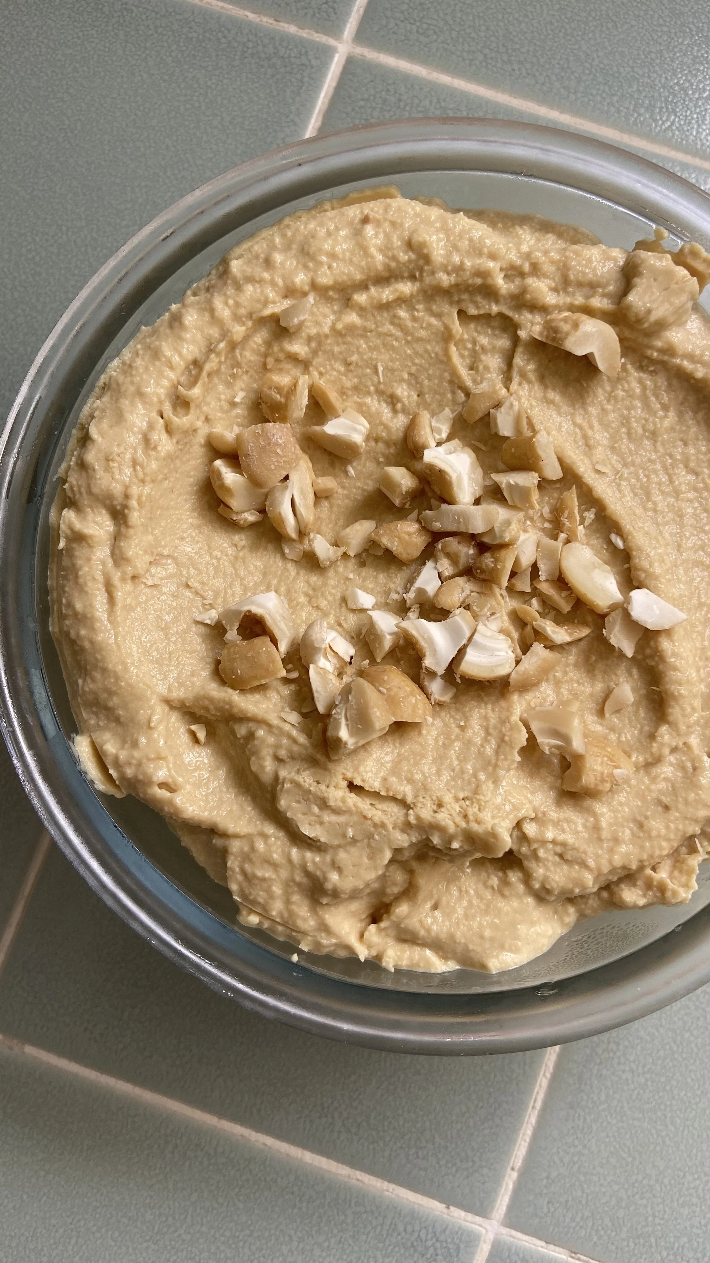 cheesy cashew bean dip