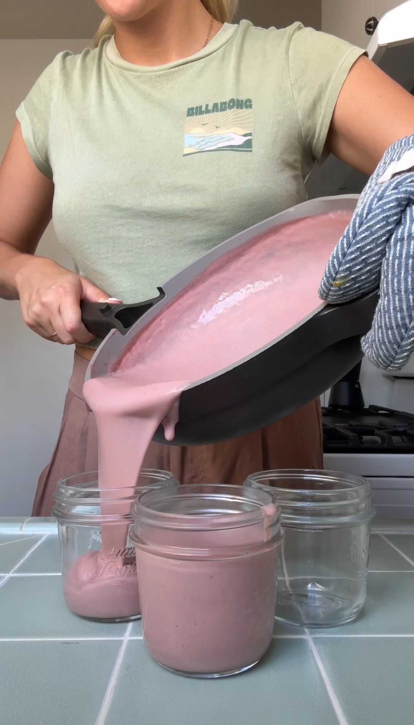 strawberry pudding