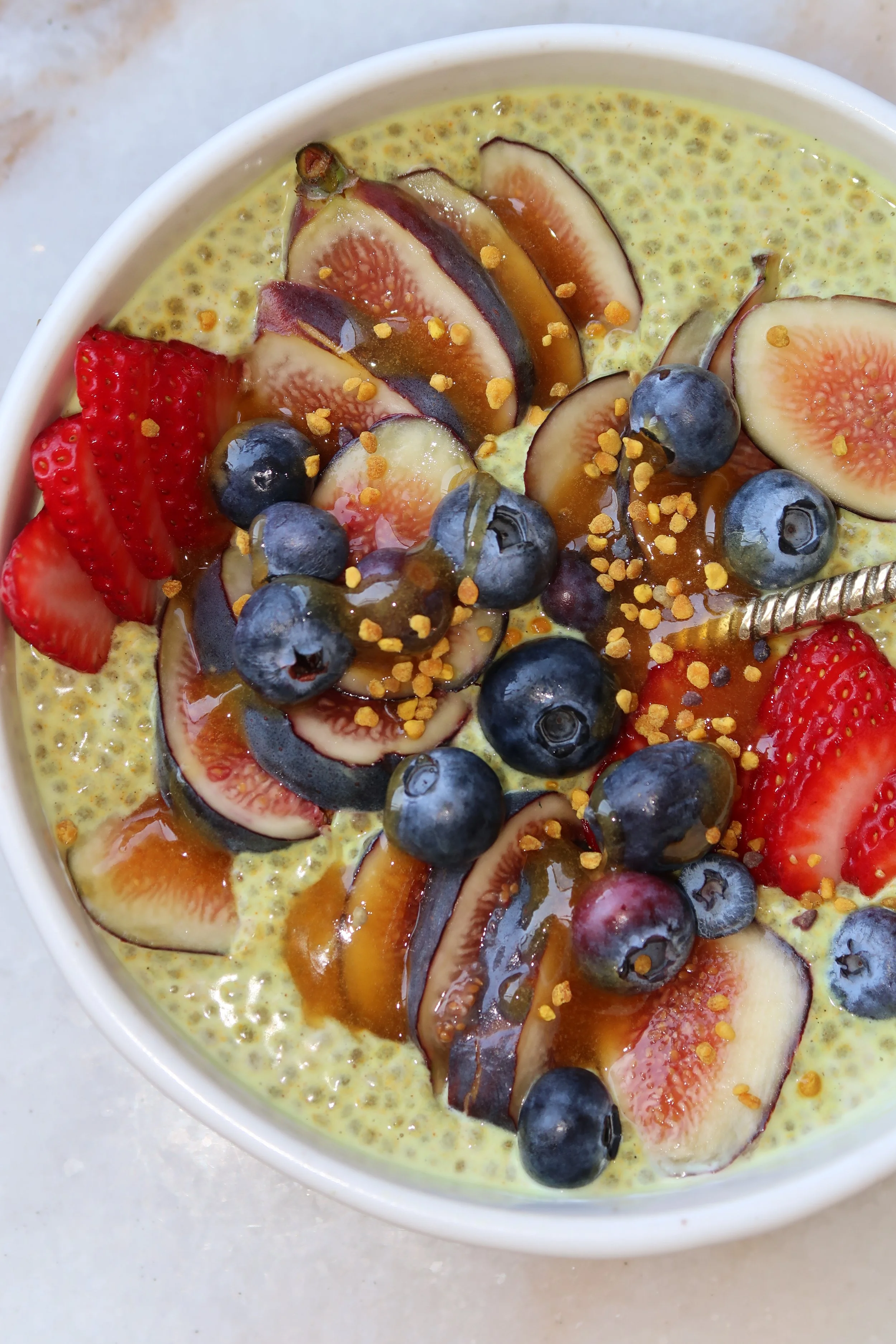 golden turmeric chia pudding