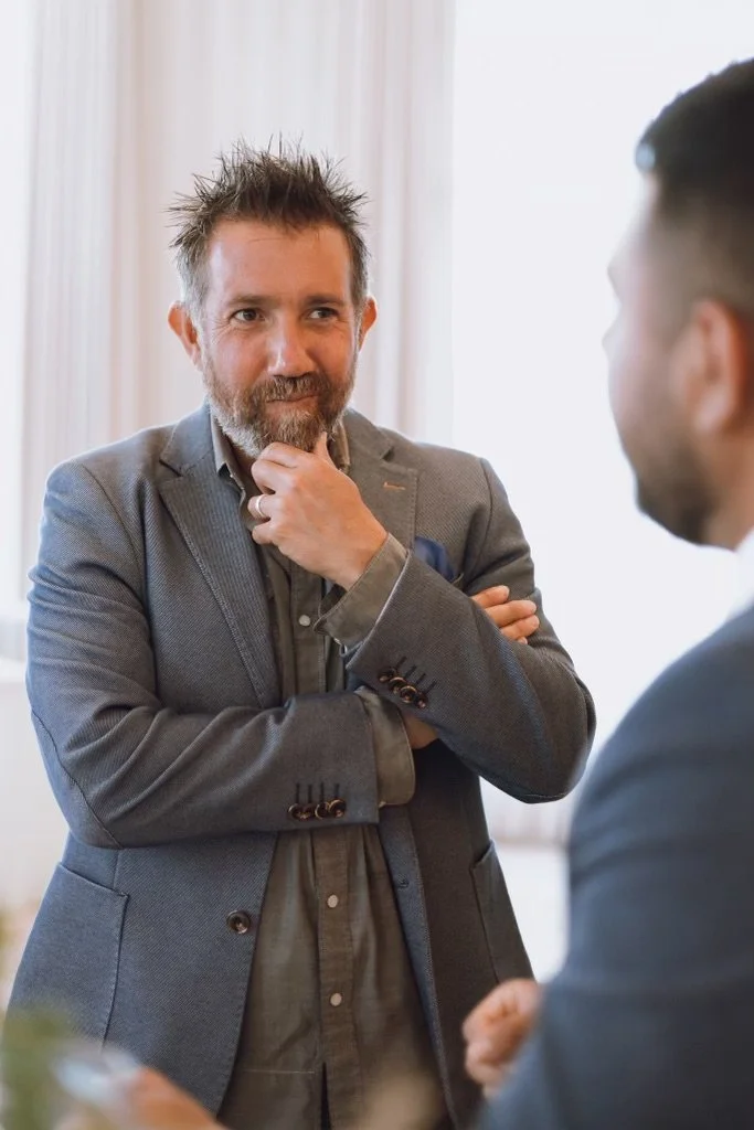 Jay Golden in conversation with a Retellable participant