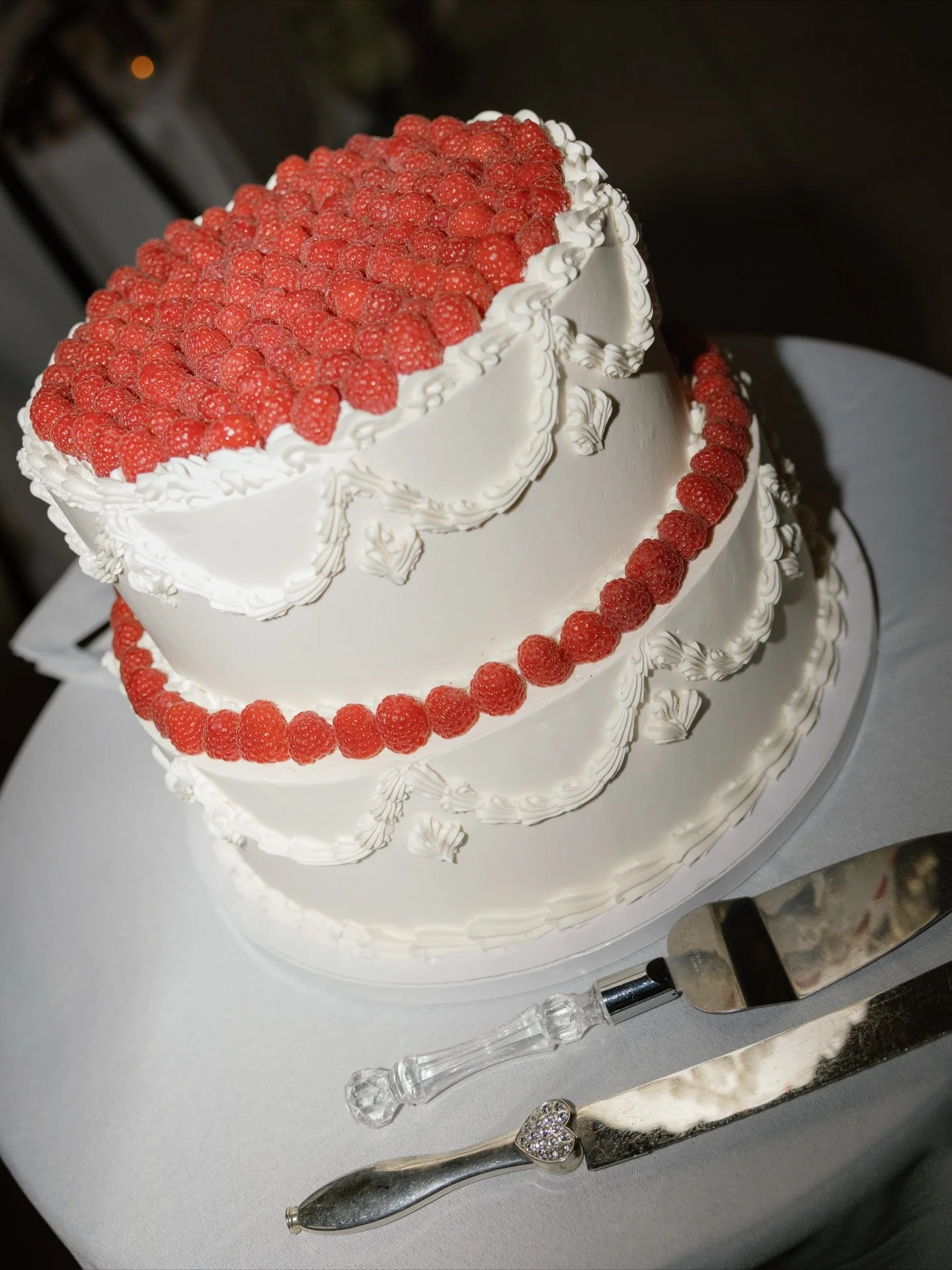 When your details are ✨immaculate✨

Venue @sandpiperresort
Photographer @kaoverii_silva
2nd Photographer @yukischell.photography
Florist @begfloral
HMUA @rose.quartzbeauty
Decor @valleyweddings