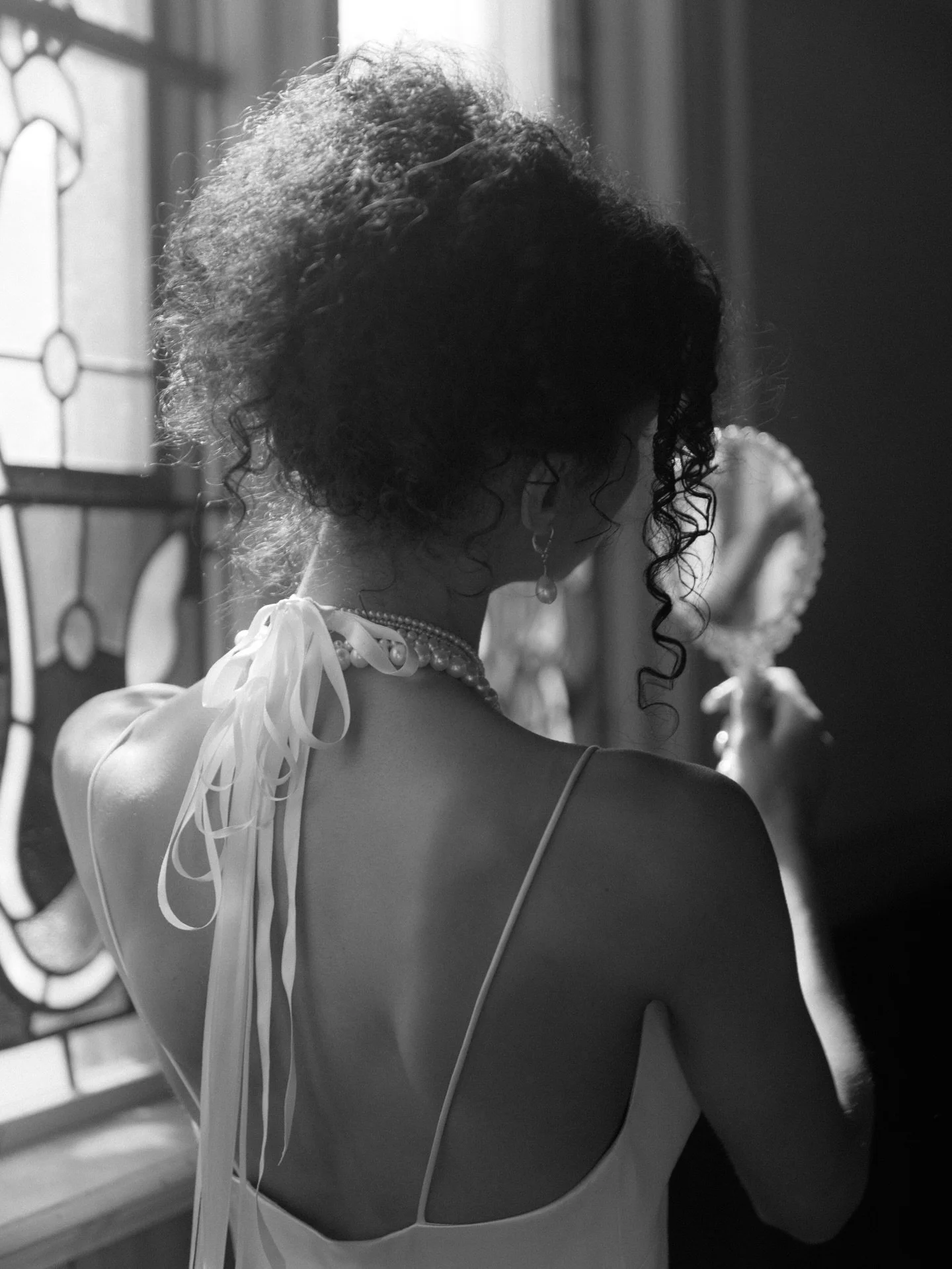 A study in texture and light ✨

Organizer @arc_evolution
Host @caramia
Florals @angelicafloraldesigns
Dress @bisou_bridal @daniellefrankelbride
@atelierdesmodistes
Model @oliviaryanstern