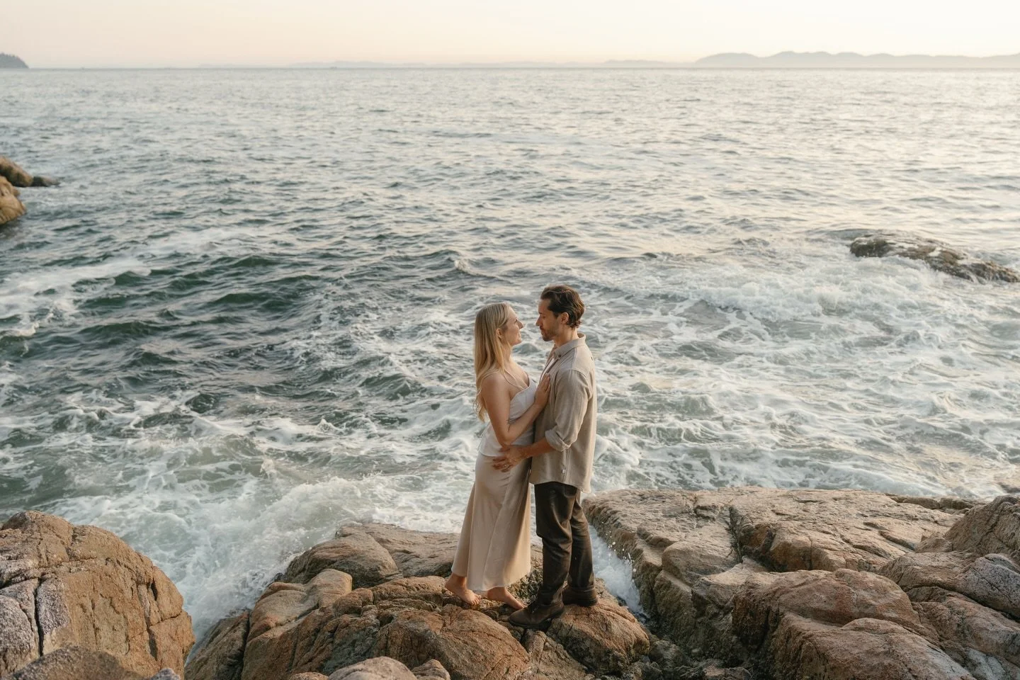where the woods meet the water&ndash;a true PNW kind of love 🌊