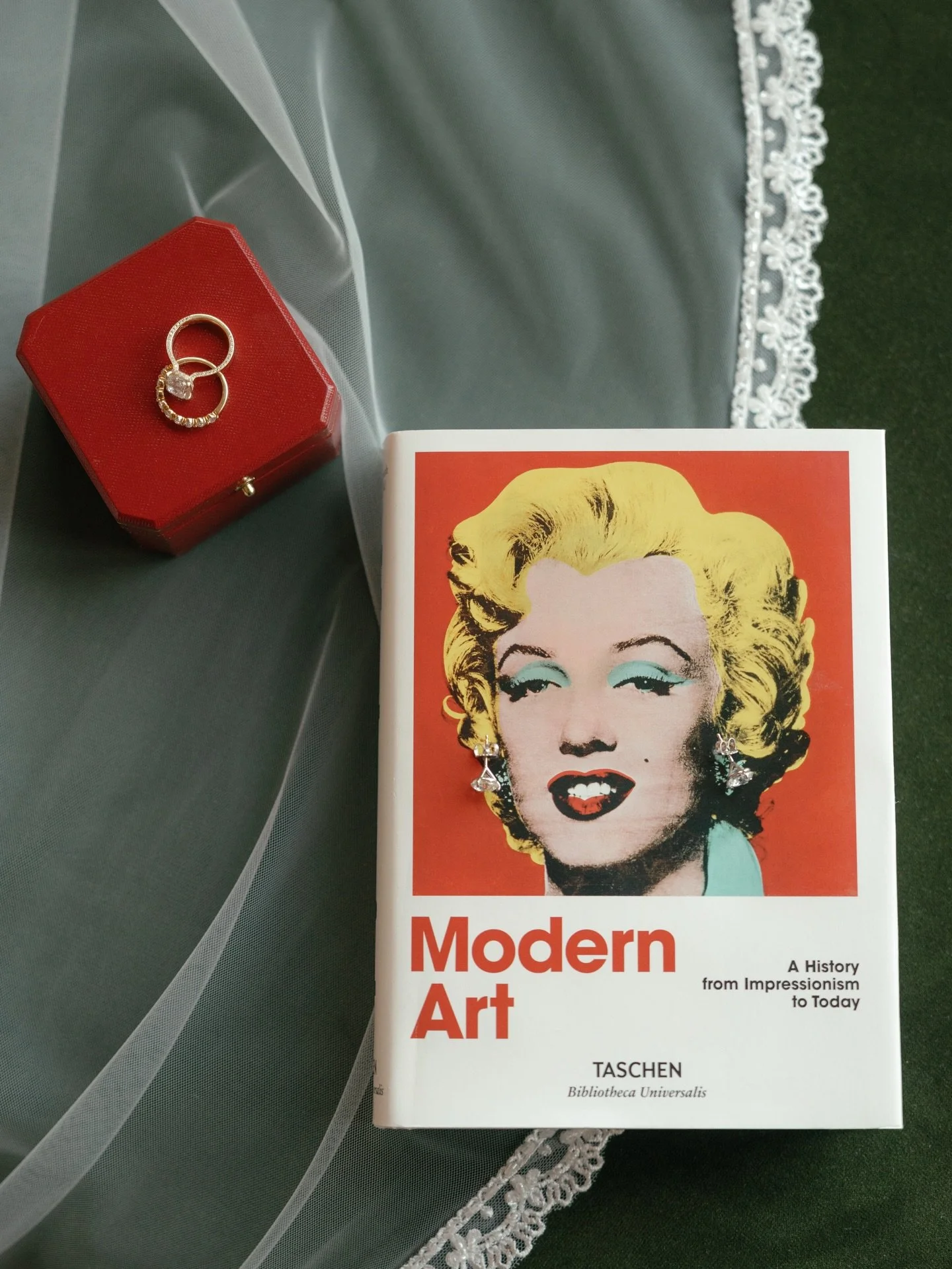 Where the magic starts ✨

@priyasall + @marcushaber

Photographer @kaoverii_silva
Second Photographers @abigaileveline_ @breezy.graphy
Planning, Production, Design &amp; Decor @luxaffairs
Coordinator @anandweddingsandevents
Catering @whitetablecateri