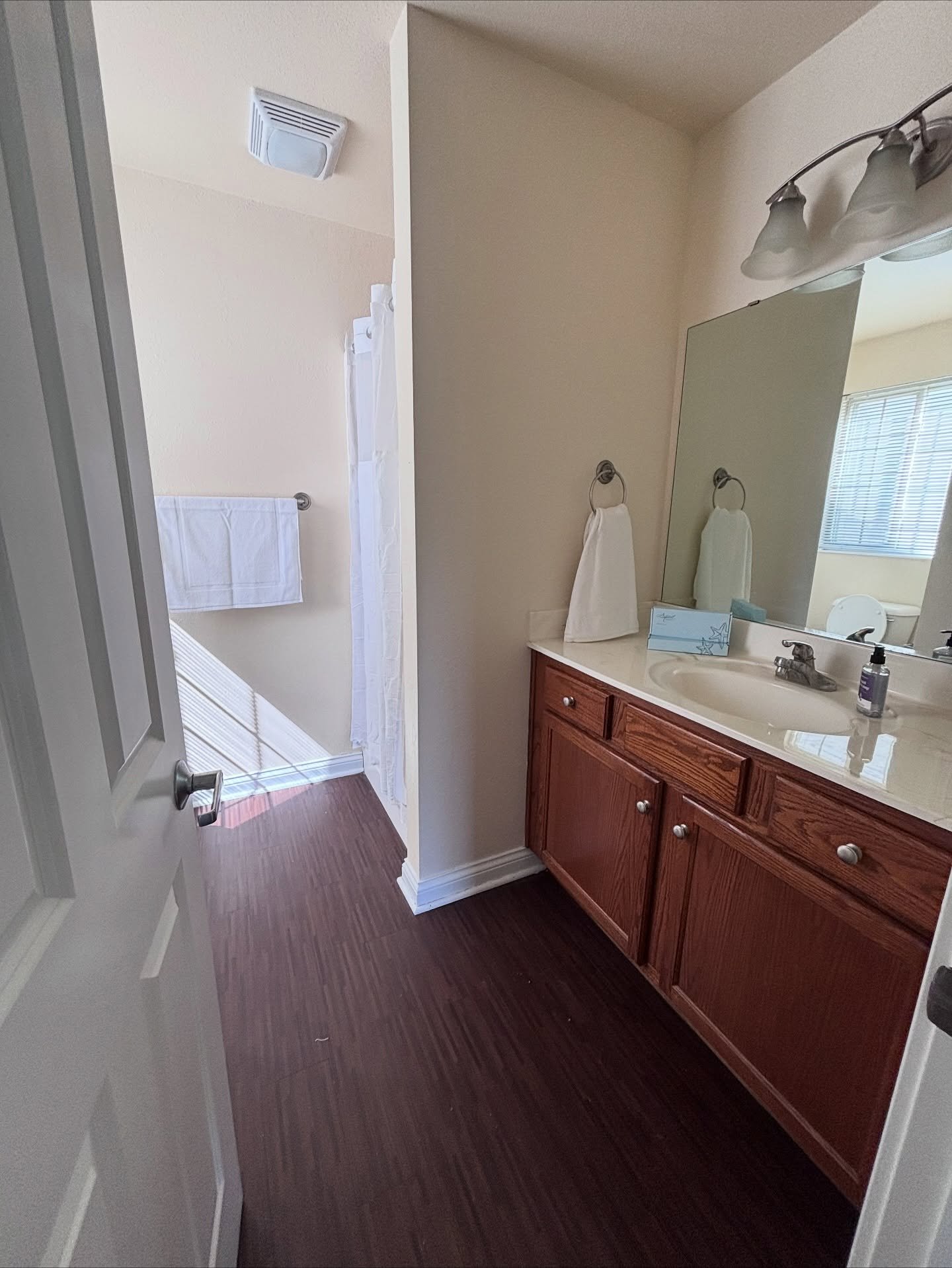 Our townhomes now have limited availability remaining for both the 26/27 and 27/28 terms! 🍀🏡

If you&rsquo;ve had your eye on a spacious Row townhome, now&rsquo;s the moment &mdash; sign before the end of November and you could save up to $410 on s