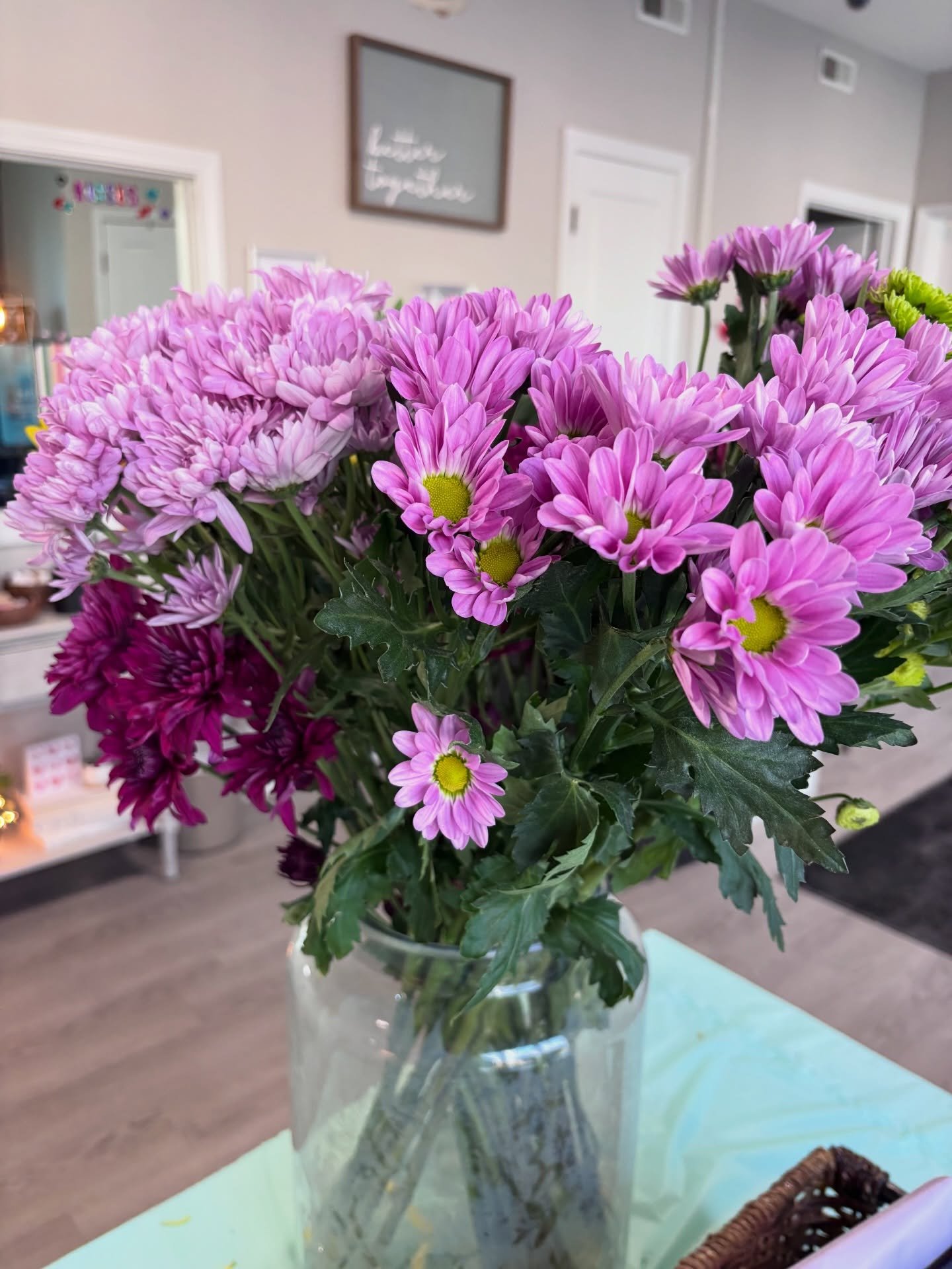 Our bouquet bar is officially OPEN and ready for you 💐✨

Whether you are building something beautiful for your sweetie or treating yourself (because you absolutely deserve it 😉), we&rsquo;ve got all the florals and supplies waiting for you!

Stop b