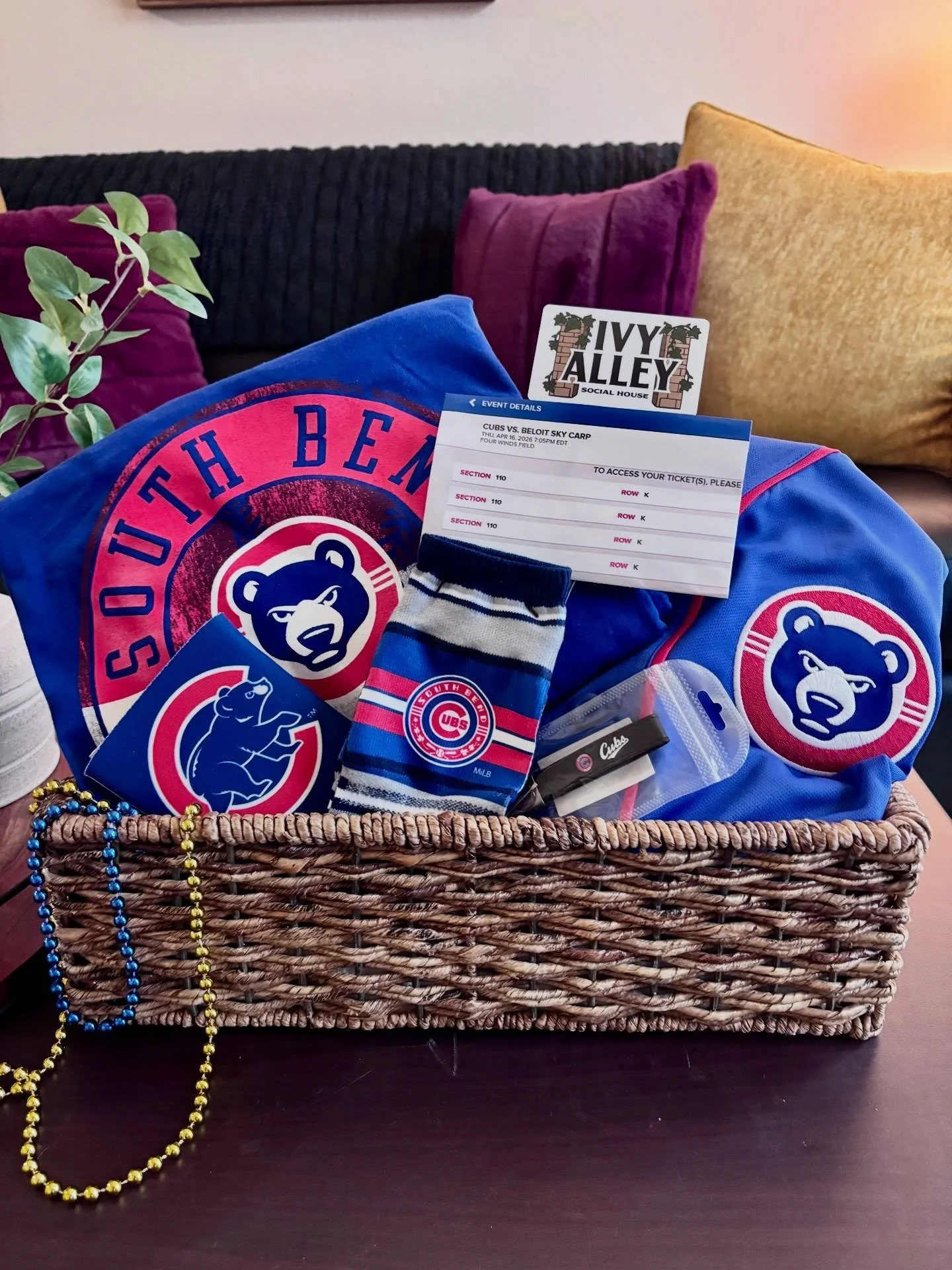 ⚾️ WIN IT WEDNESDAY ⚾️

We are stepping up to the plate with a GOOD one!

Win 4 tickets to see the South Bend Cubs take on the Beloit Sky Carp on Thursday, April 16th, 2026 &mdash; and not just any seats&hellip;

Section 110, right behind home plate 