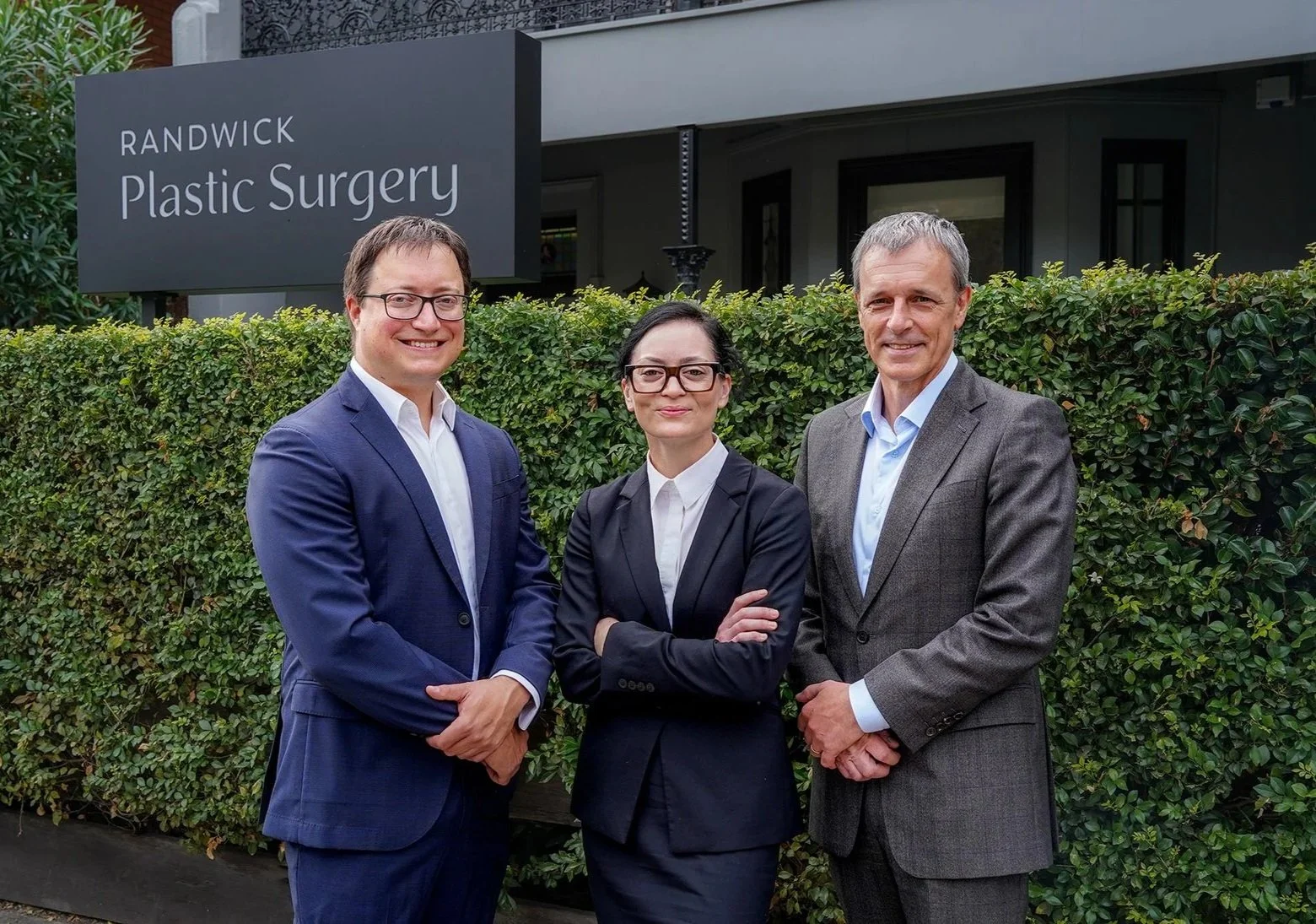 Is my surgeon a qualified specialist?