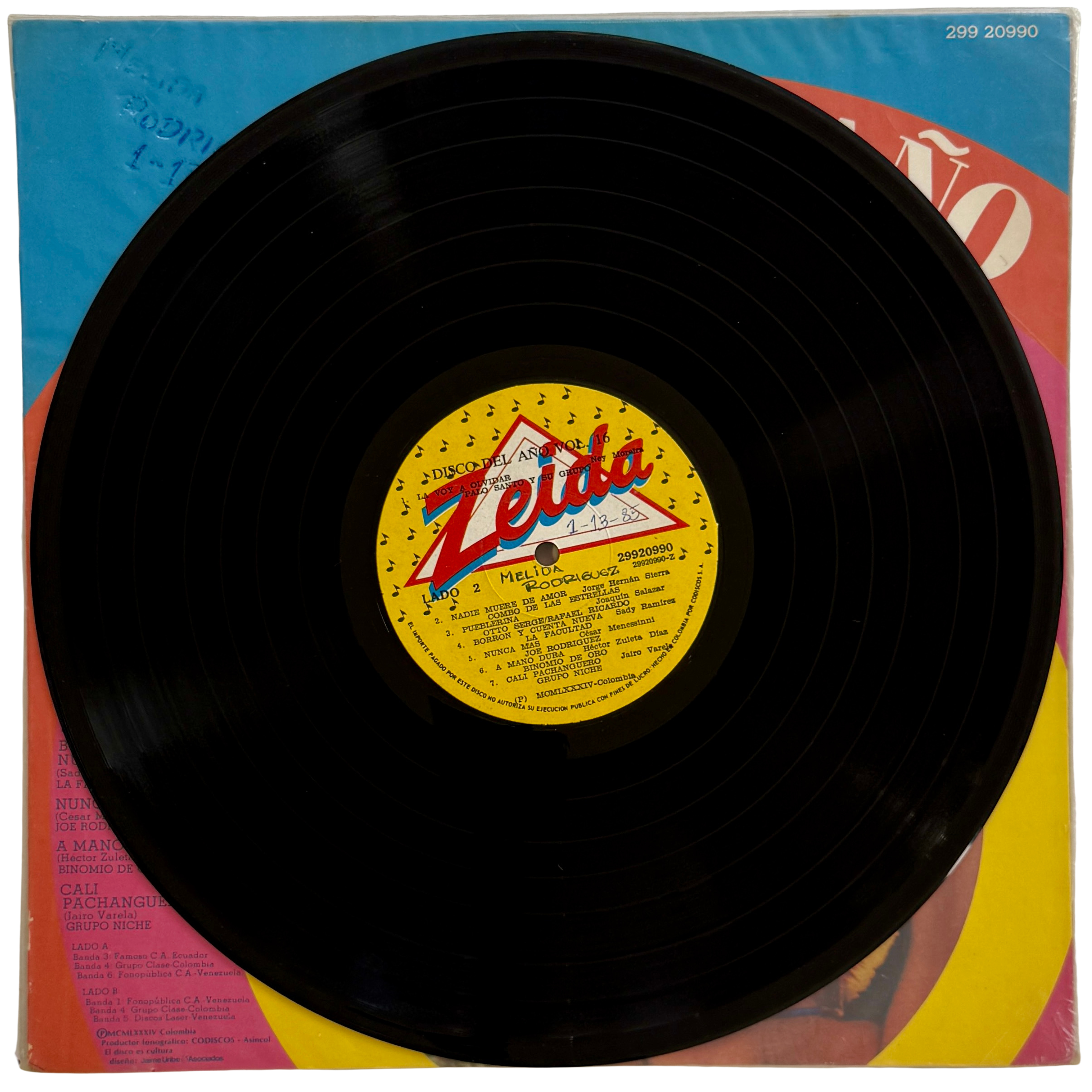 24_el disco de año 16_side 2_vinyl record.png