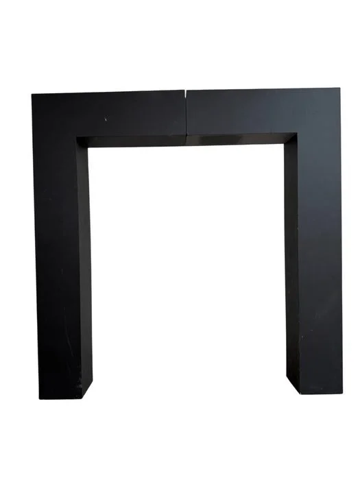 197-black-square-arch.jpg