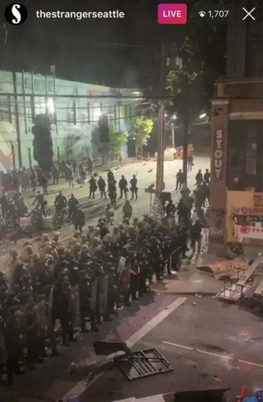 🪖 Watch how Seattle PD managed the “Riots” on Capitol Hill