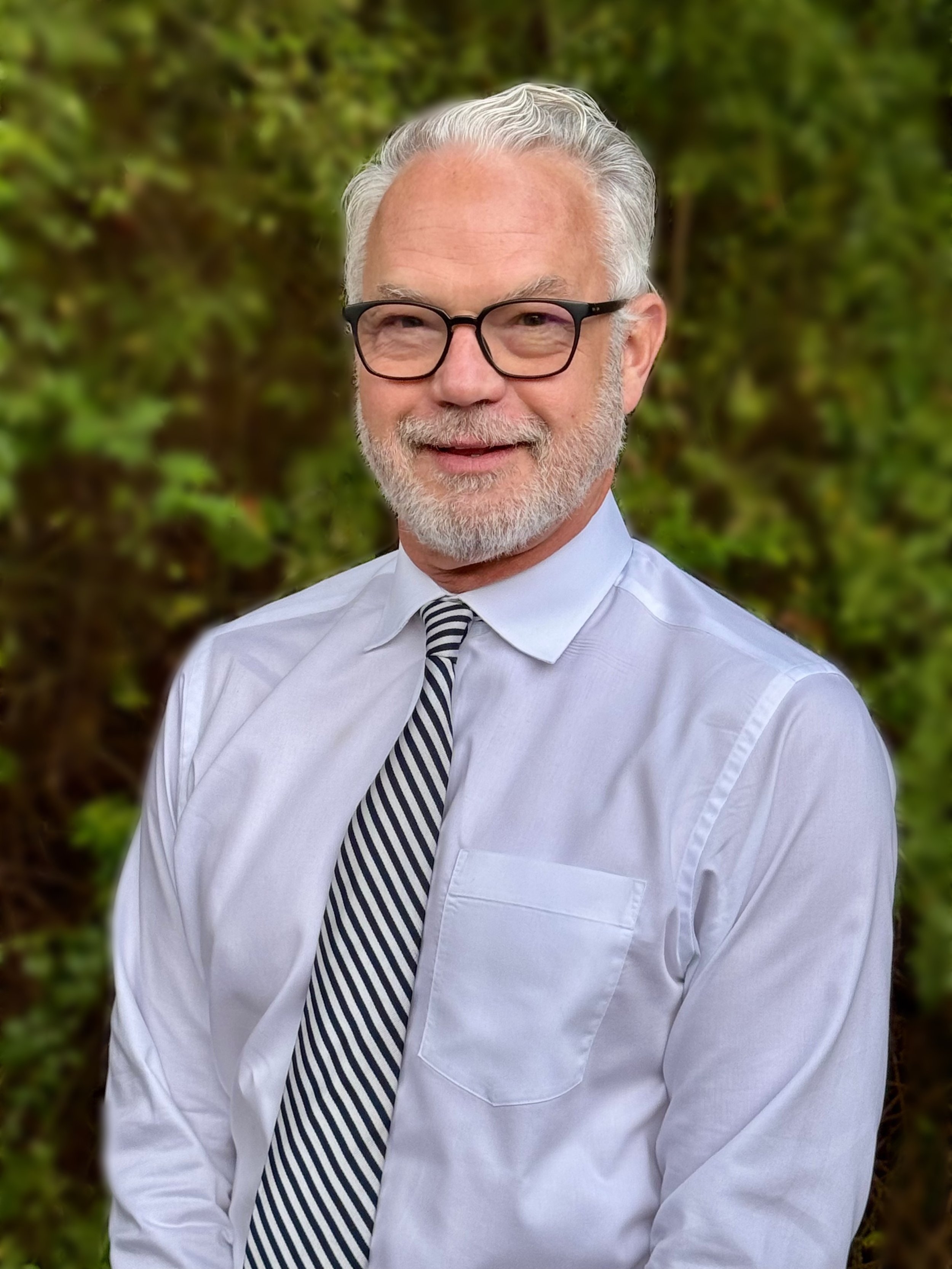 Dr. Matthew Miller headshot