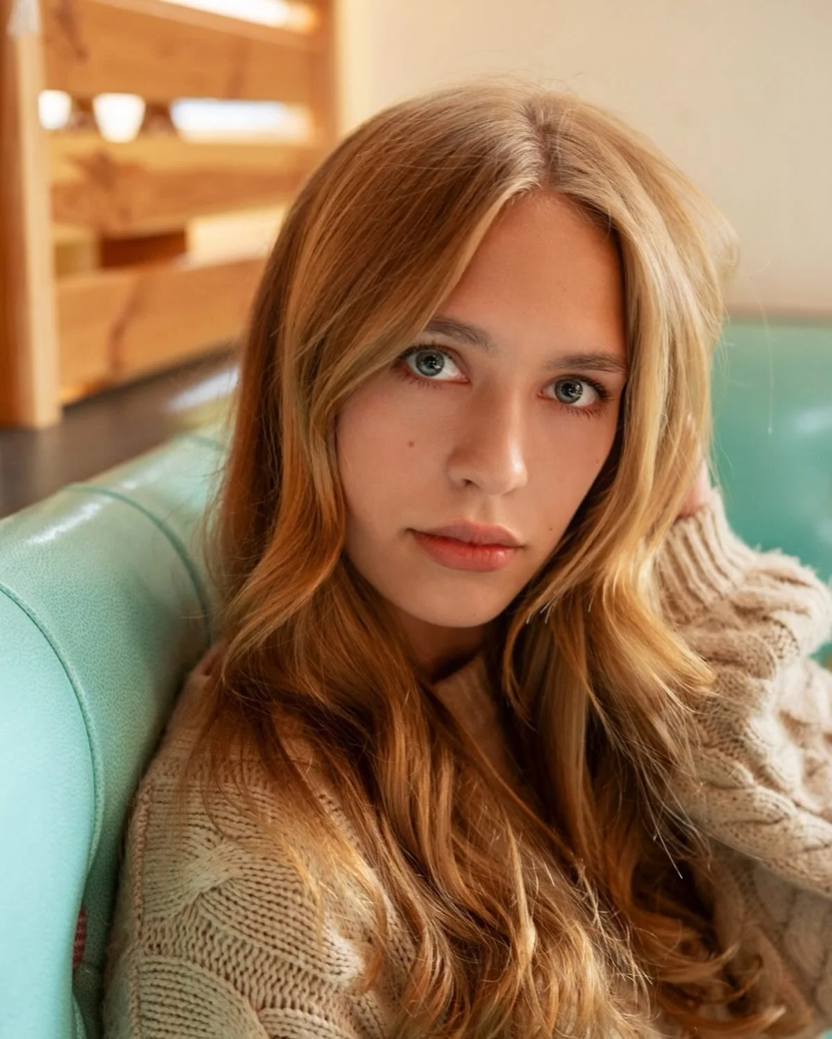 Josie brought everything to her session!
Her beauty
Her uniqueness
Her style 
This entire session captured exactly who she is and what she loves
On a rainy muggy afternoon, she lit up every frame in the camera☀️