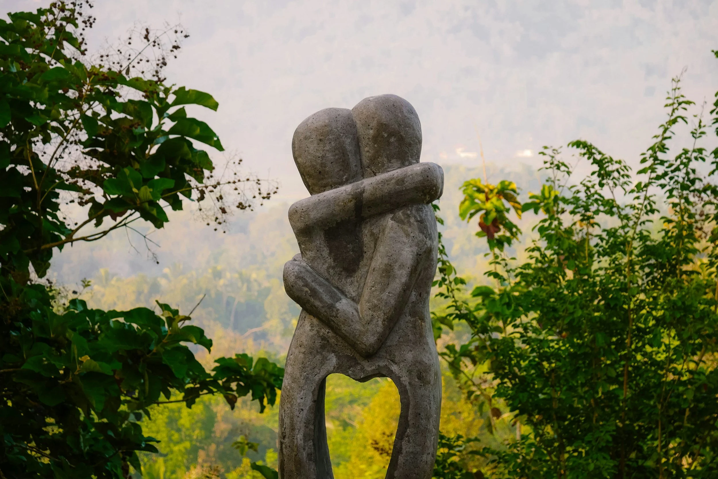 Weaving the Liminal: Come Here