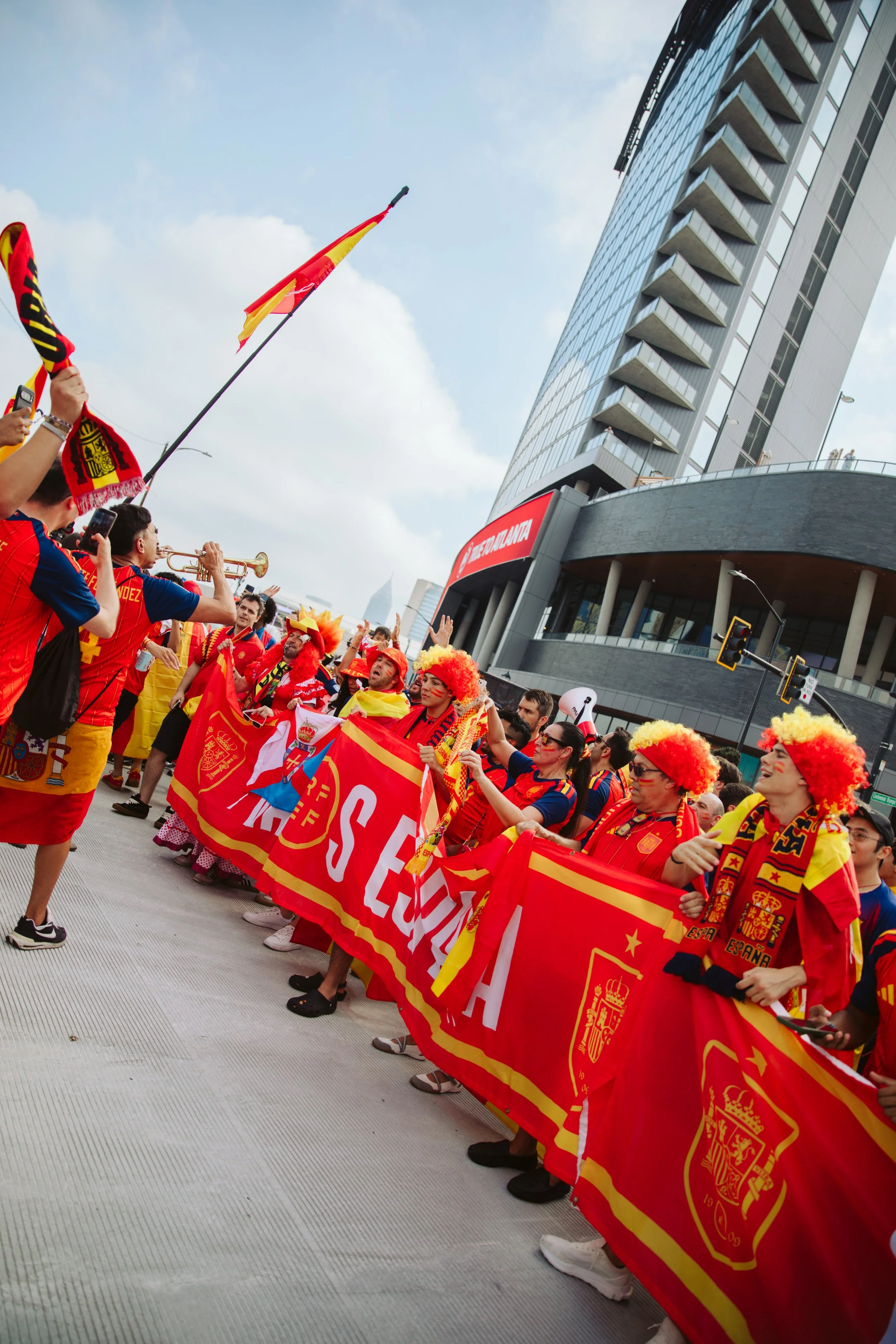 Long Line of Spain Fans Marching Together