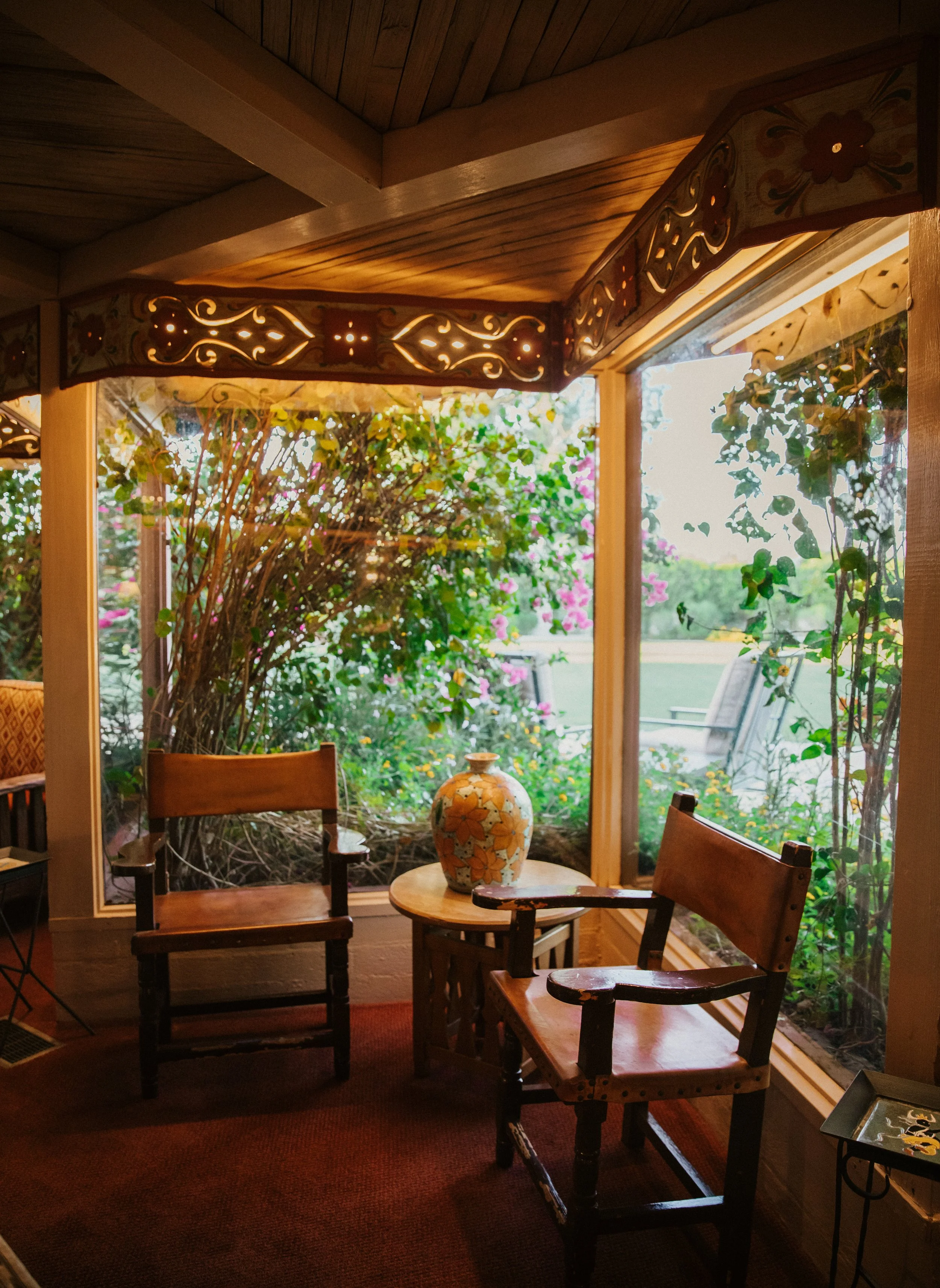 Covered Ranch Porch Seating