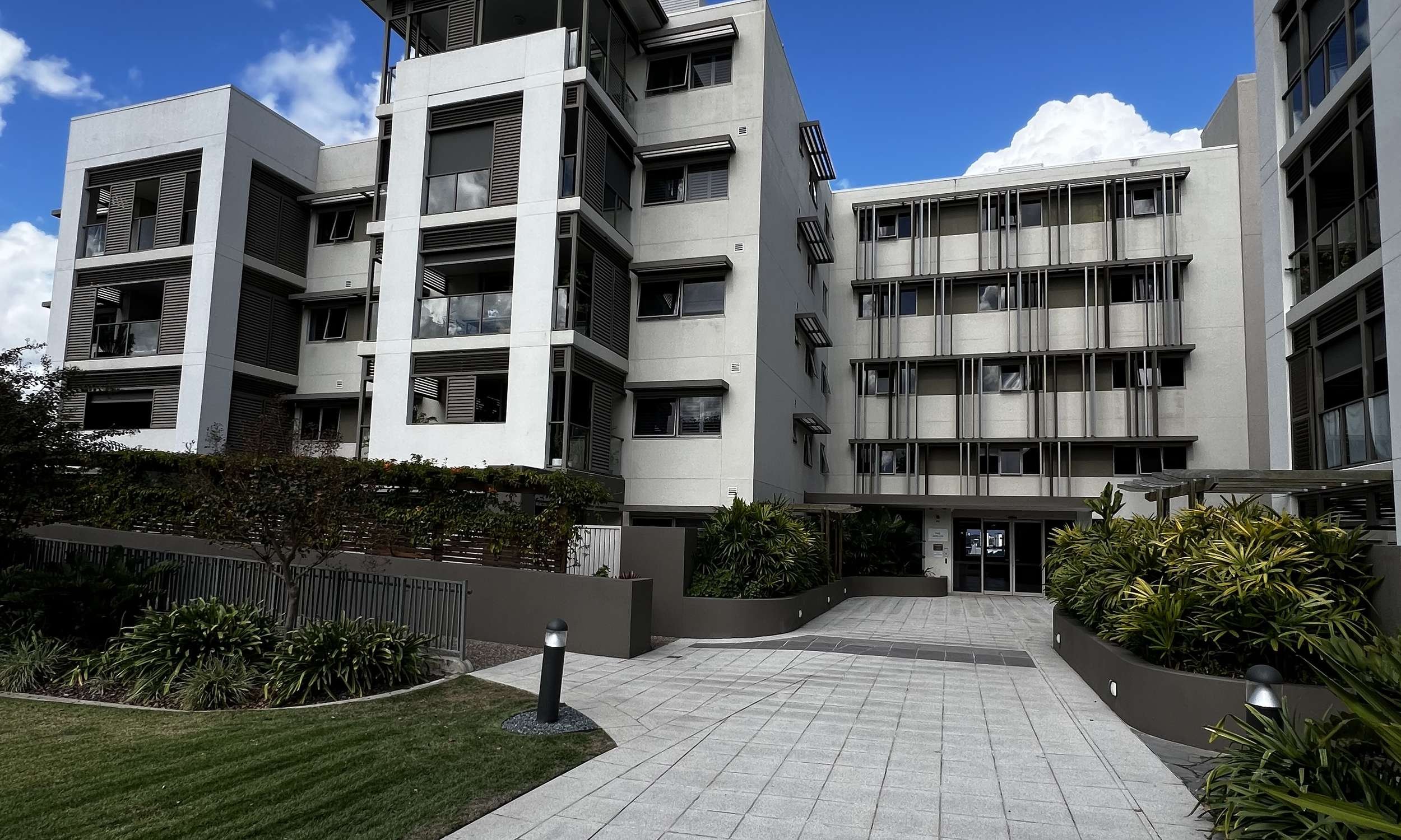 Do I Need a Buyer’s Agent to Buy Into a Retirement Village?