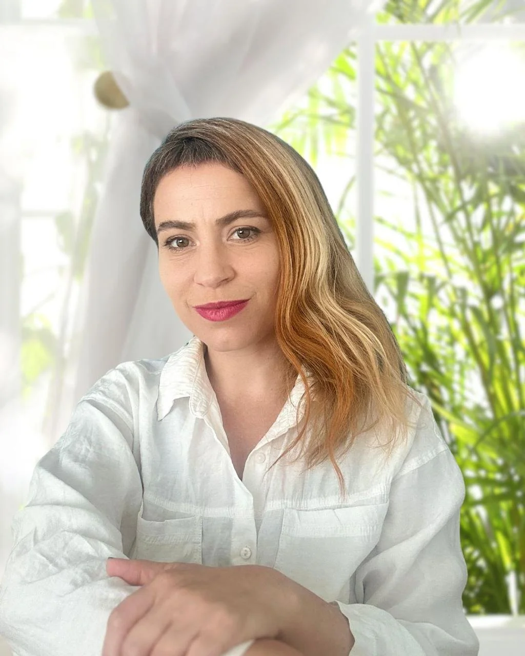 Sandra Lessa, autora e mentora do curso arte como princípio ativo de saúde