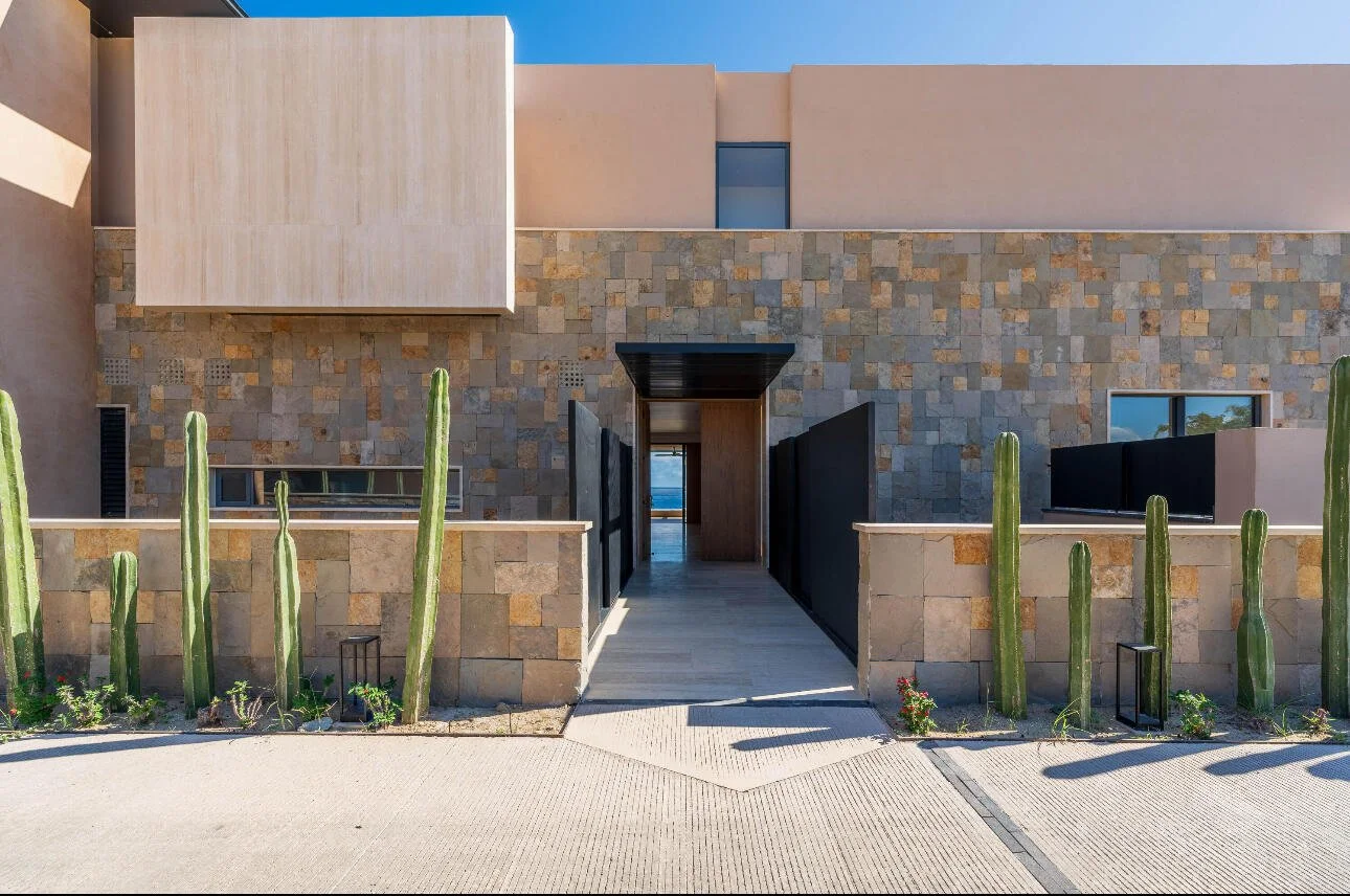 North Enclave C-101 7.jpg