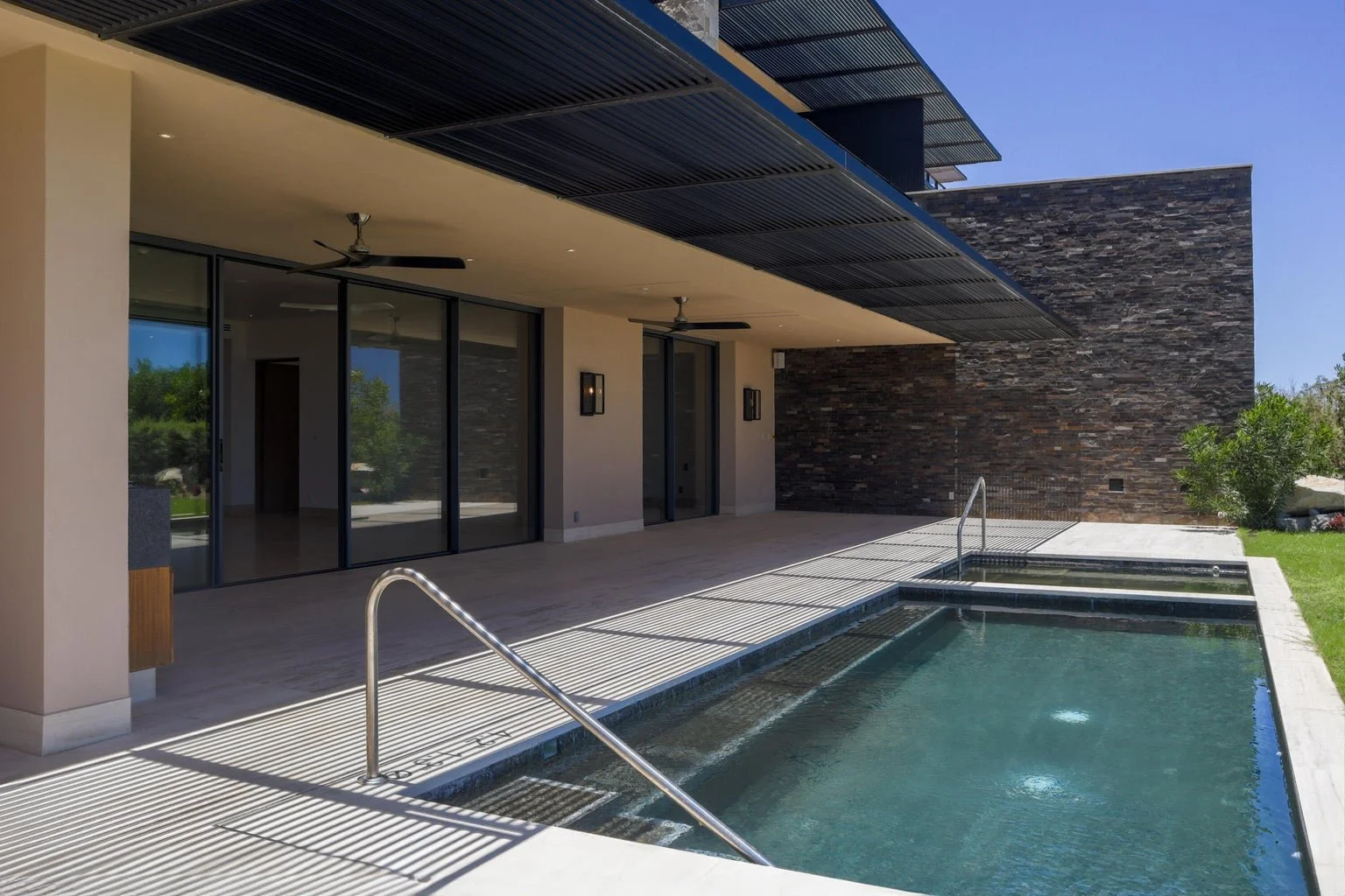 North Enclave C-101 5.jpg