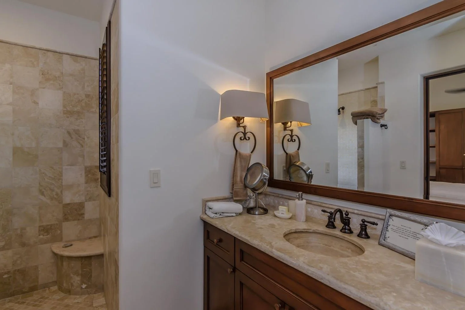 Casa Familia Feliz 15.jpg