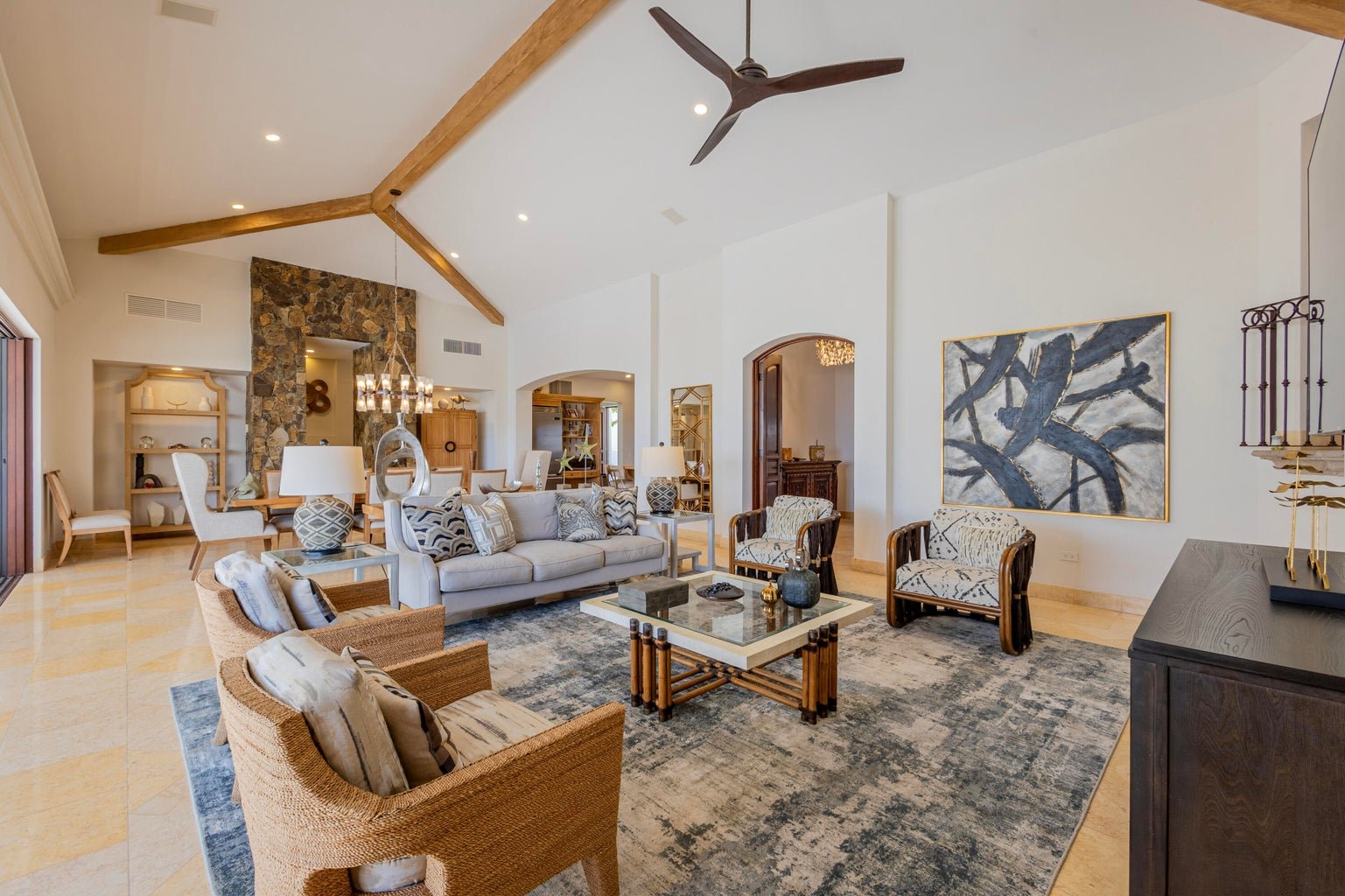 Casa Royale 7.jpg