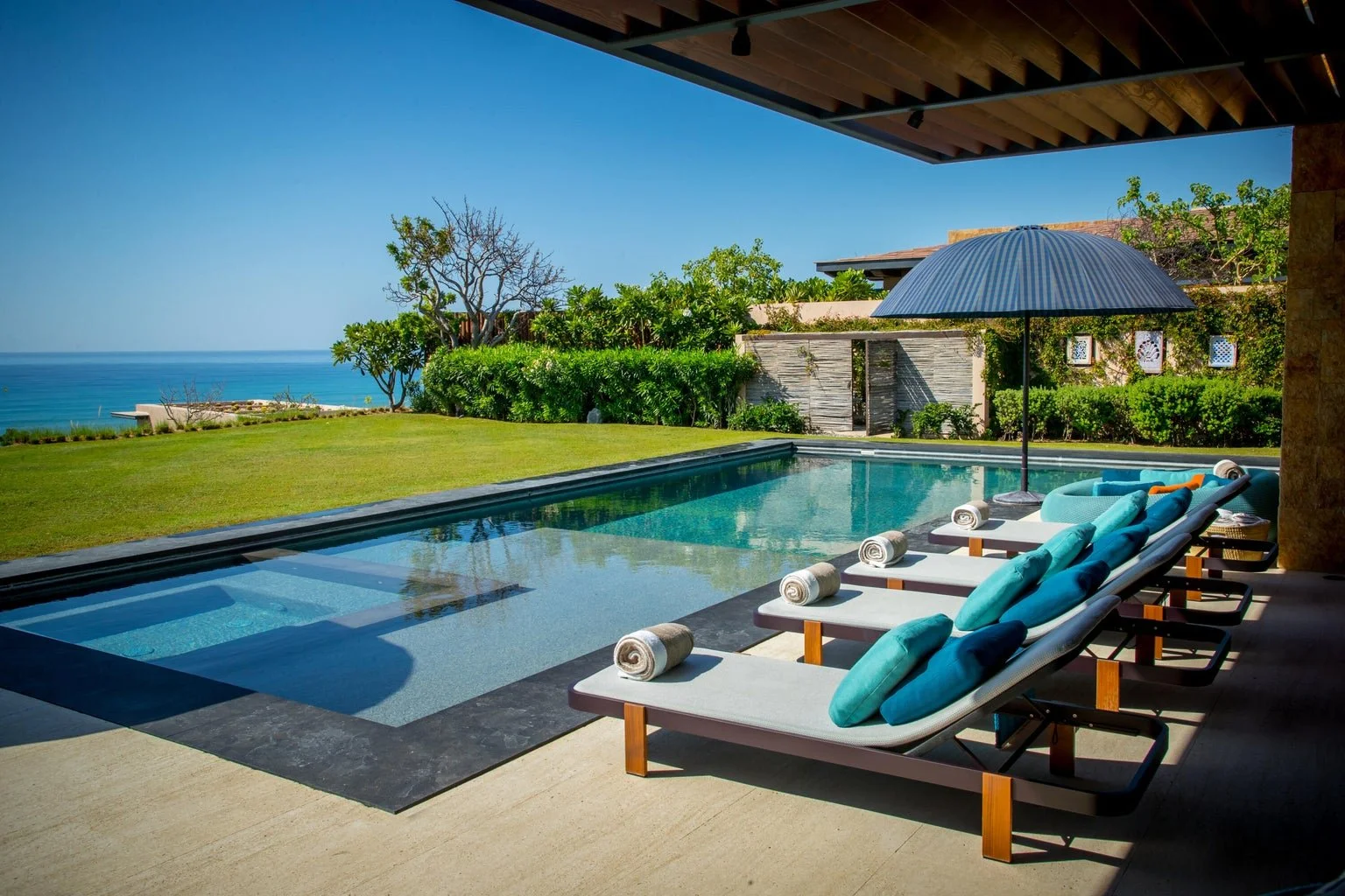 Ritz Carlton Villa Eterna 4.jpg