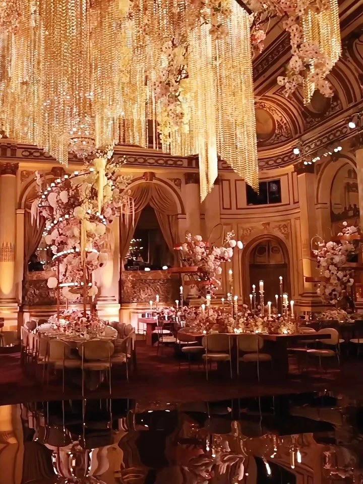 A reception dripping in Shades of gold and old world decadence at the @theplazahotel @plazaparties

Event Planning: @Emilyreifel3 @plazaparties
Design, Production &amp; Floral: @cerkacreative
Photography: @feygin
Videography: @kennethcooperfilms
Stat