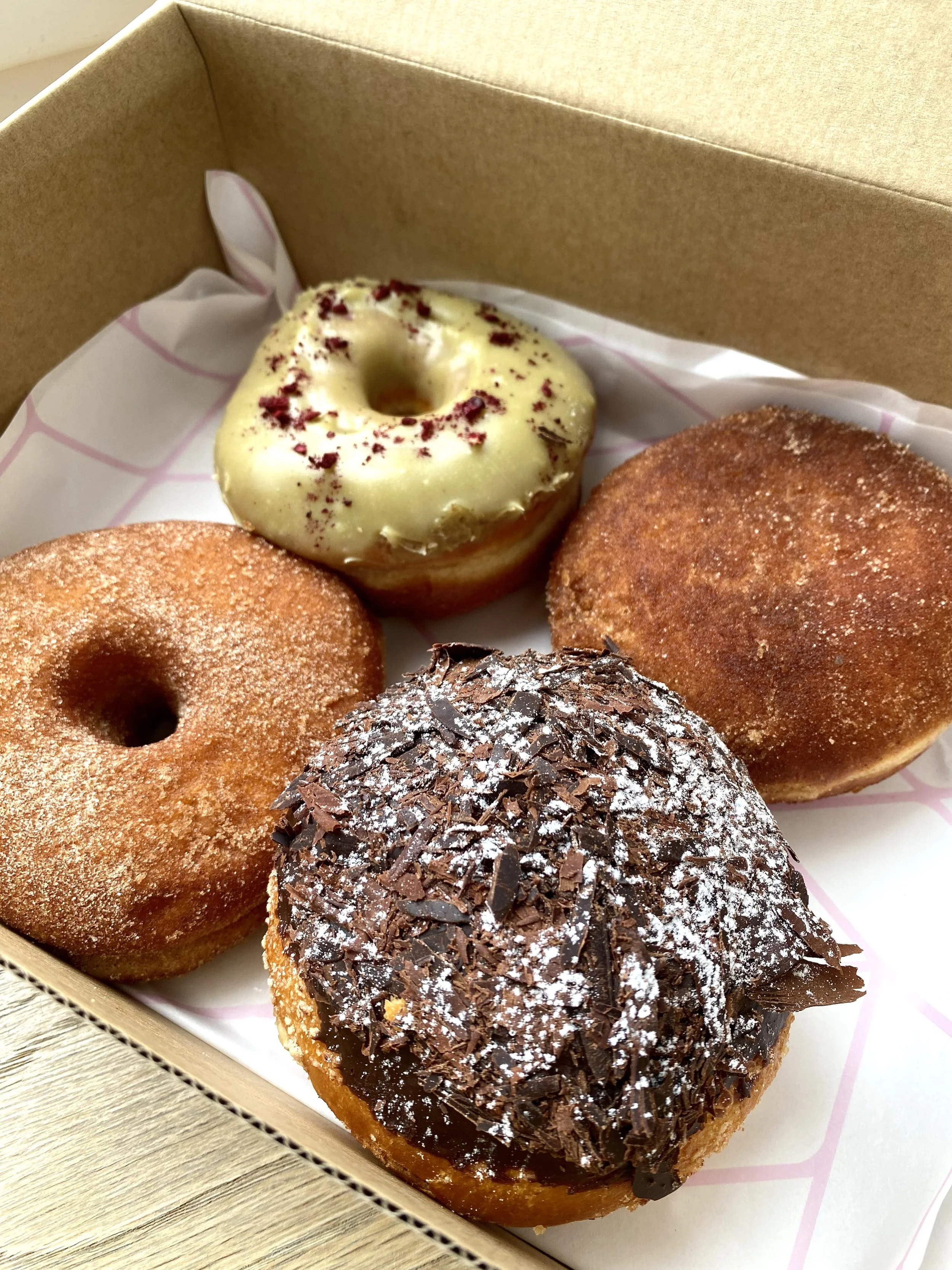 Doughnut Box - Mixed 4pk
