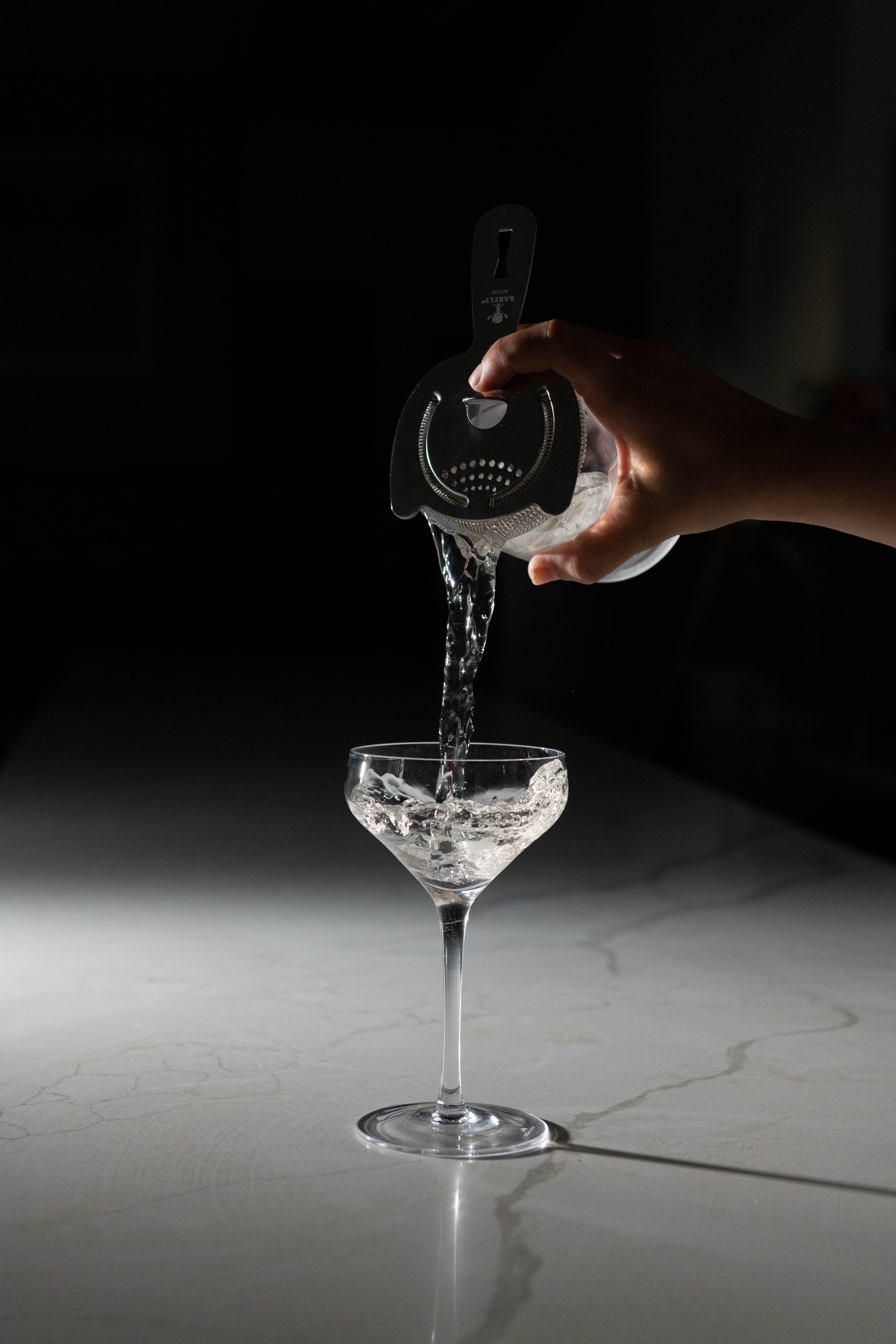 pour martini.jpg