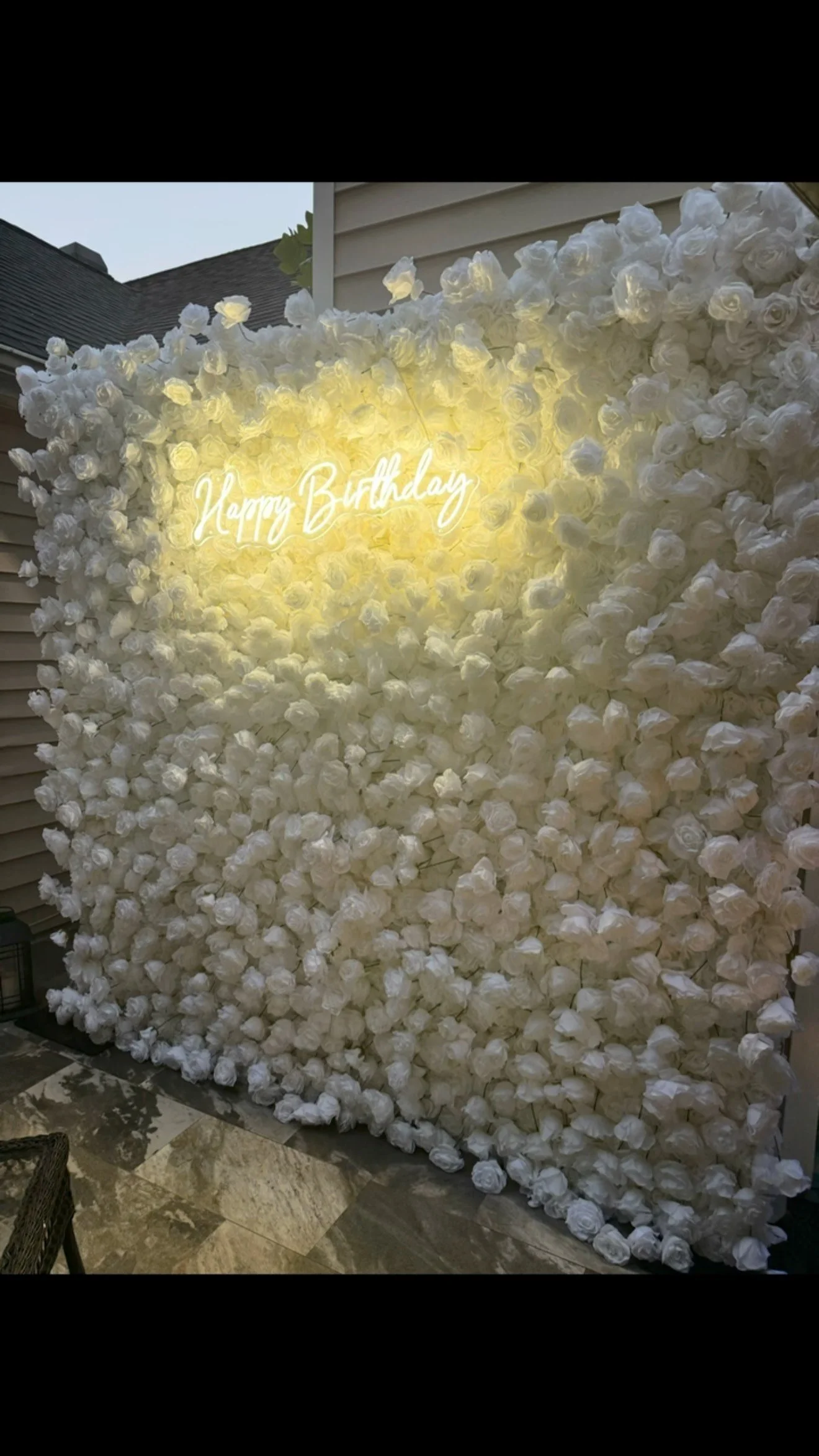 🥂🤍✨ Introducing Blanco ✨🤍🥂
Classic. Timeless. Perfect for any occasion. Our Blanco wall is a crisp canvas of pure white blooms , the ultimate backdrop for weddings, showers, parties, or any celebration that calls for elegance.
Would you choose